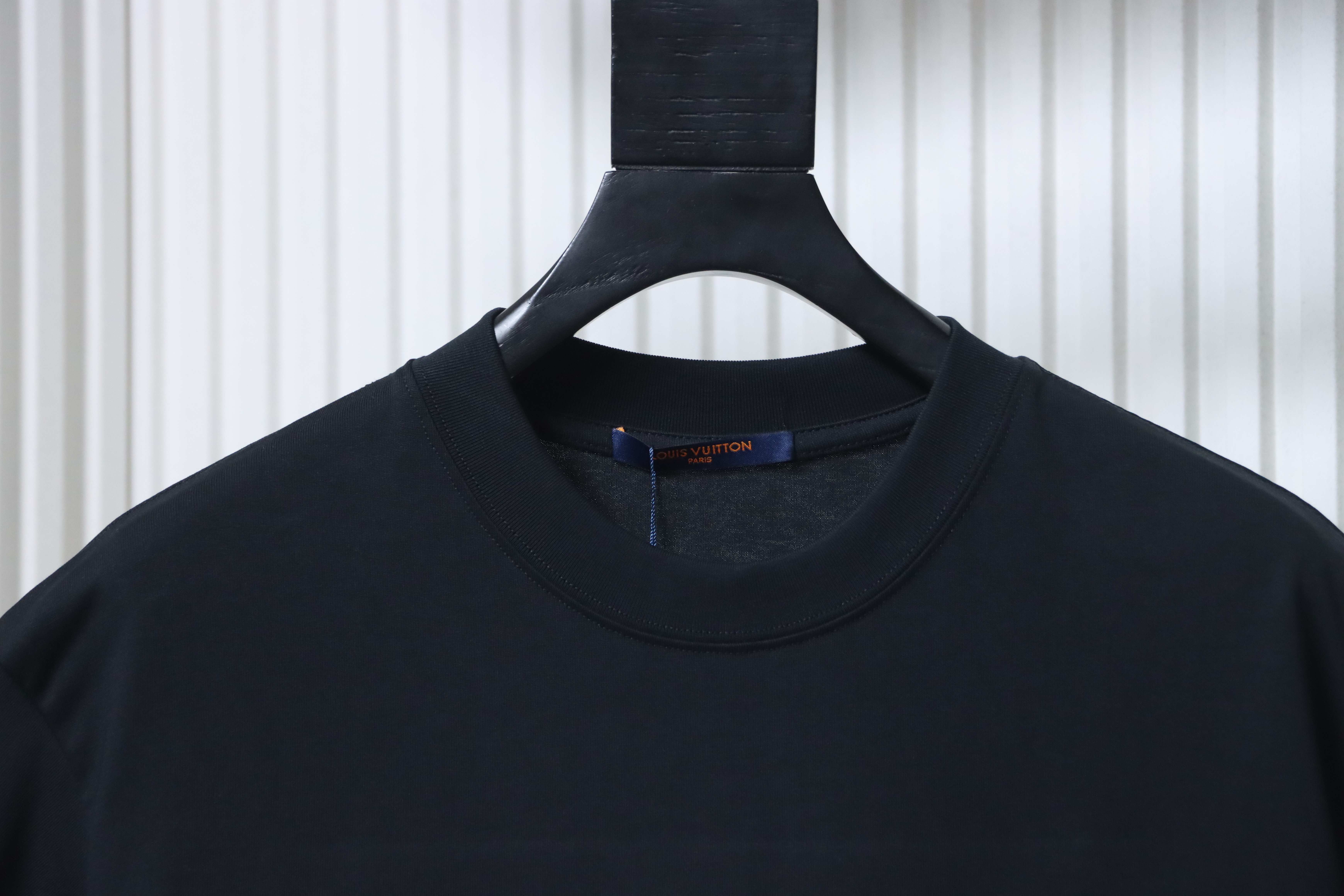     Louis Vuitton Graphic Embroidered Cotton T-Shirt Black