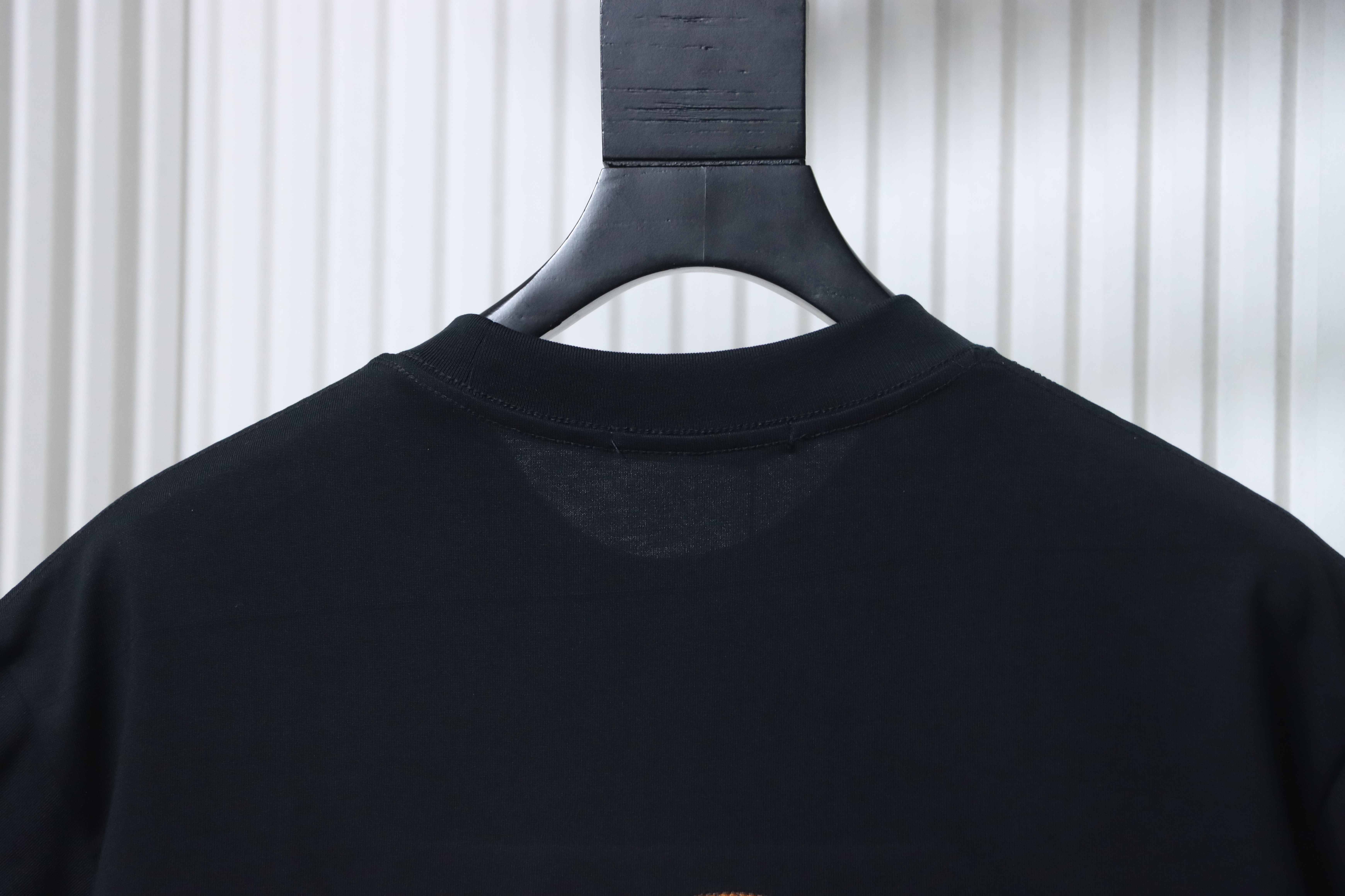     Louis Vuitton Graphic Embroidered Cotton T-Shirt Black