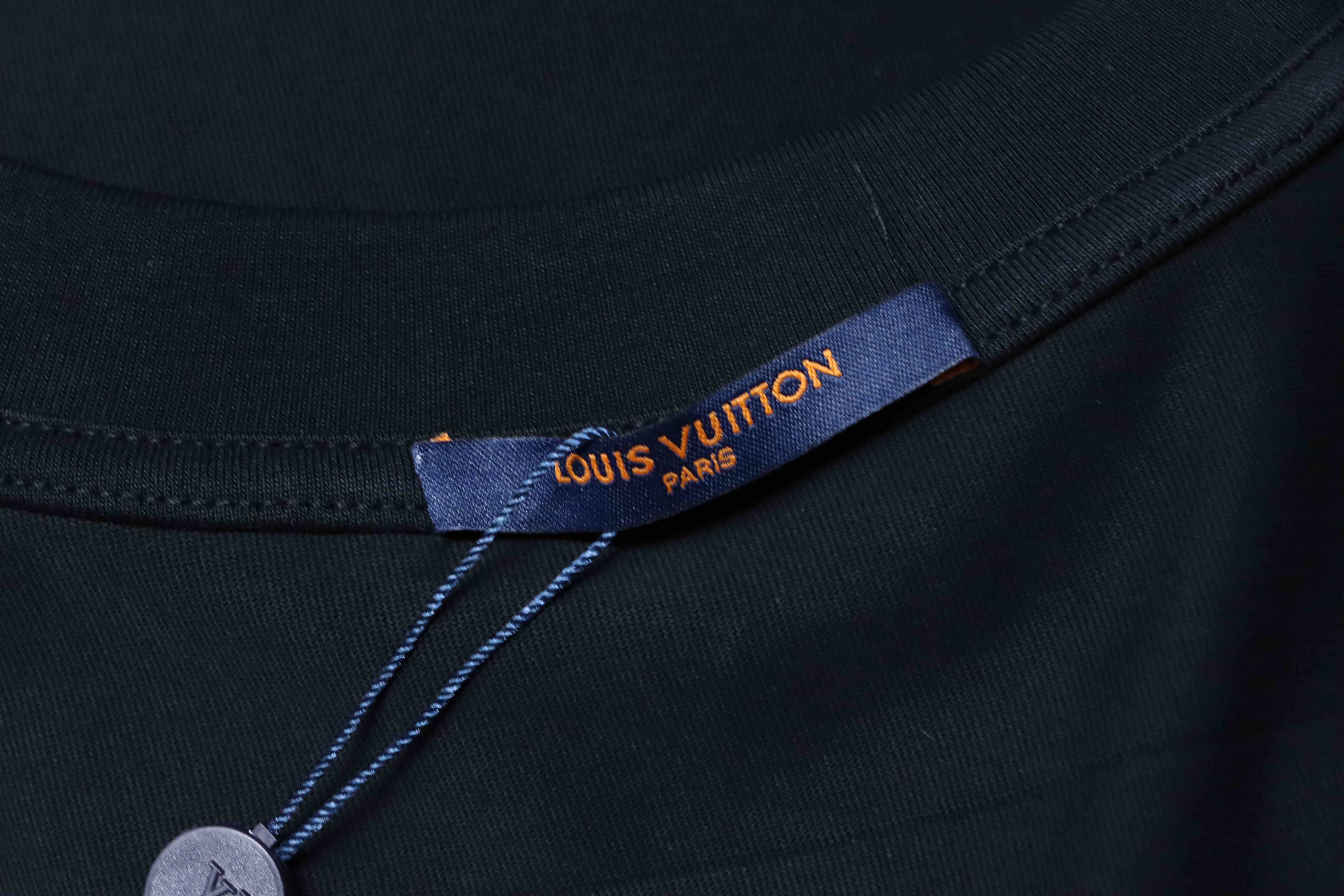     Louis Vuitton Graphic Embroidered Cotton T-Shirt Black