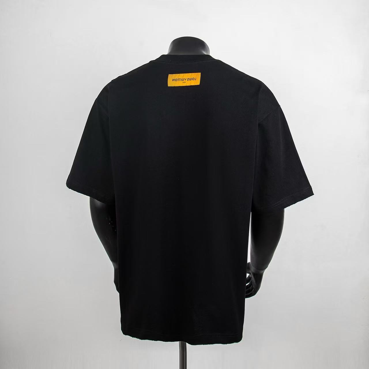     Louis Vuitton Monogram T-Shirt Black 6010