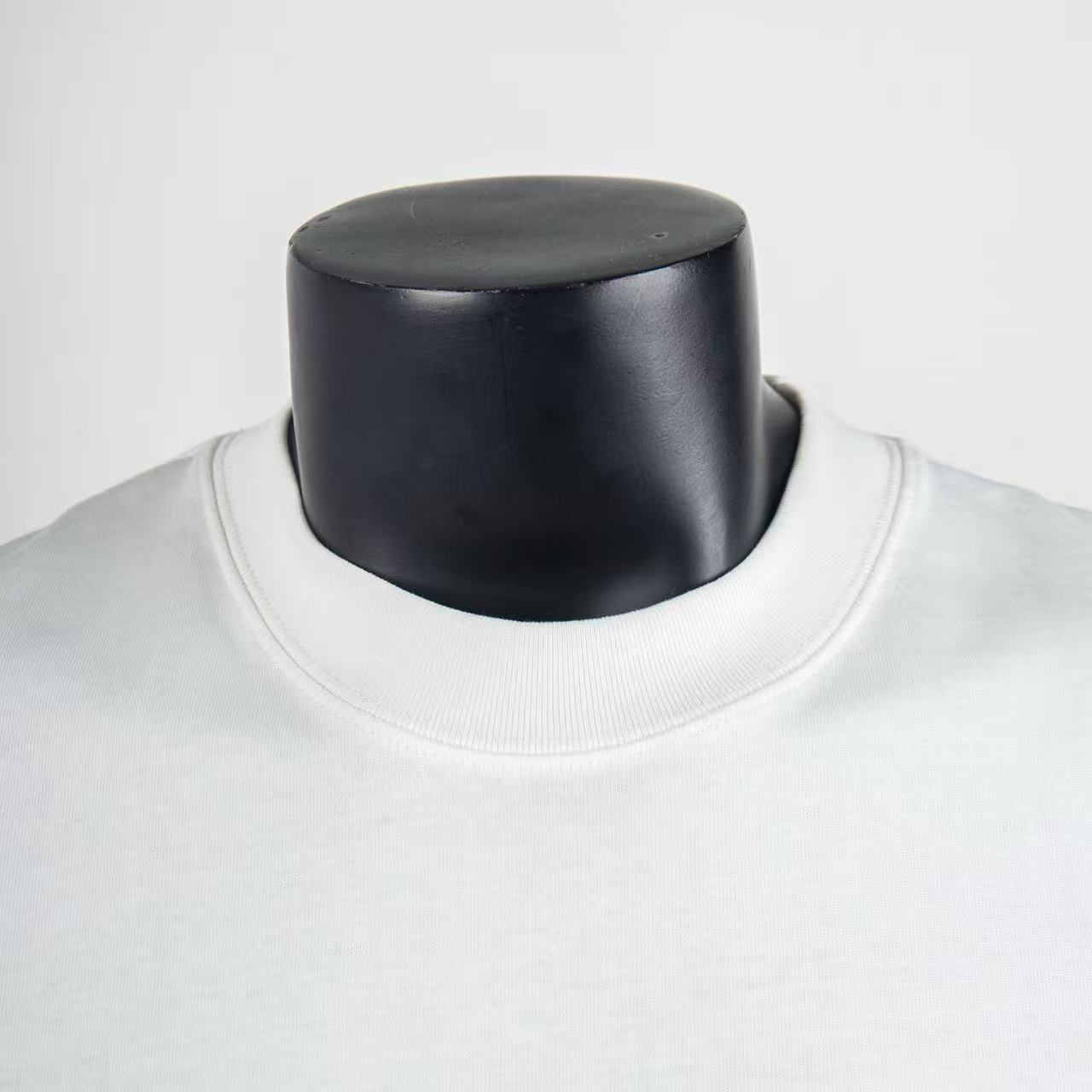     Louis Vuitton Printed Signature T-shirt White 6008