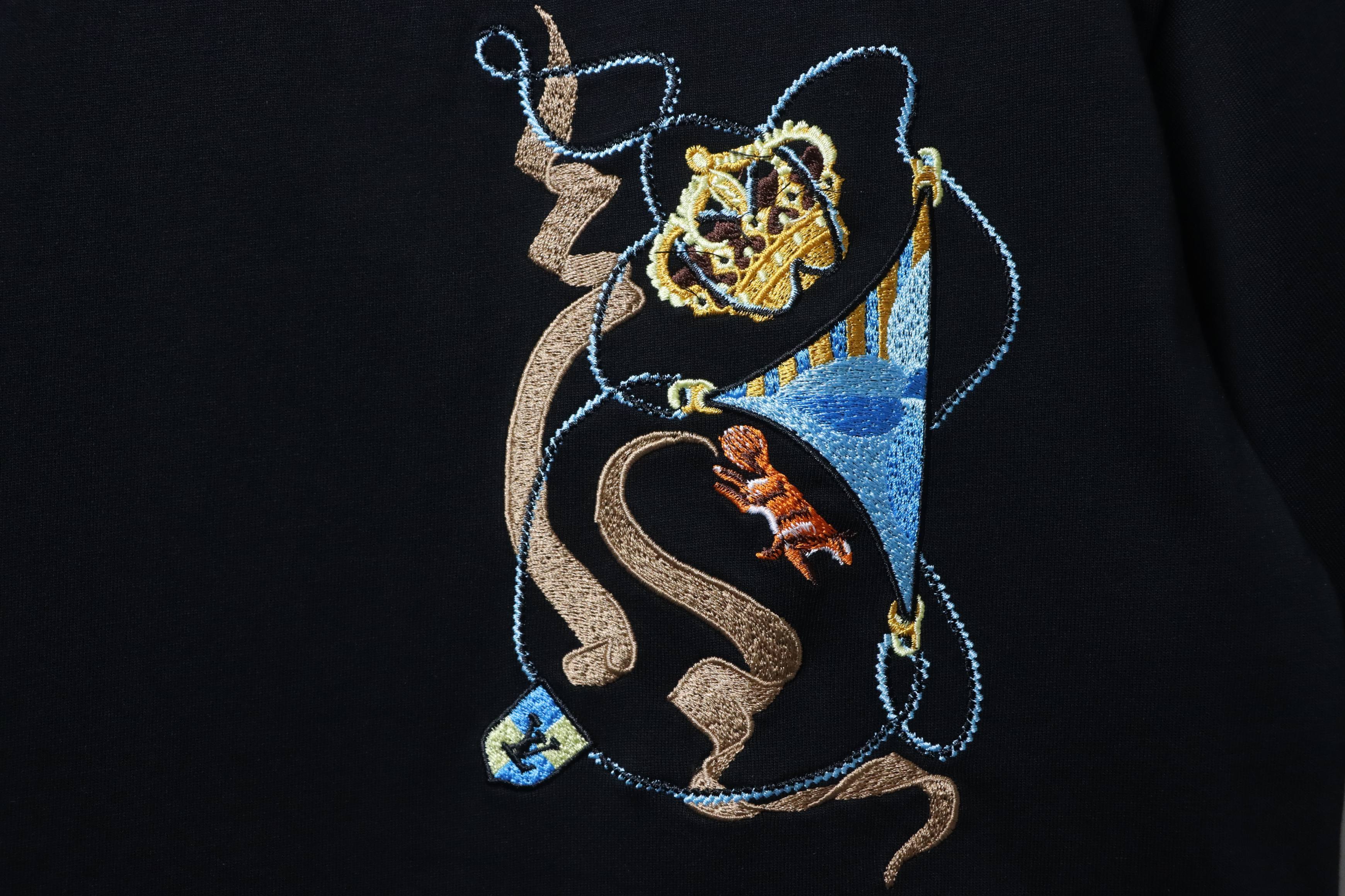     Louis Vuitton Crown Embroidery T-Shirt Black