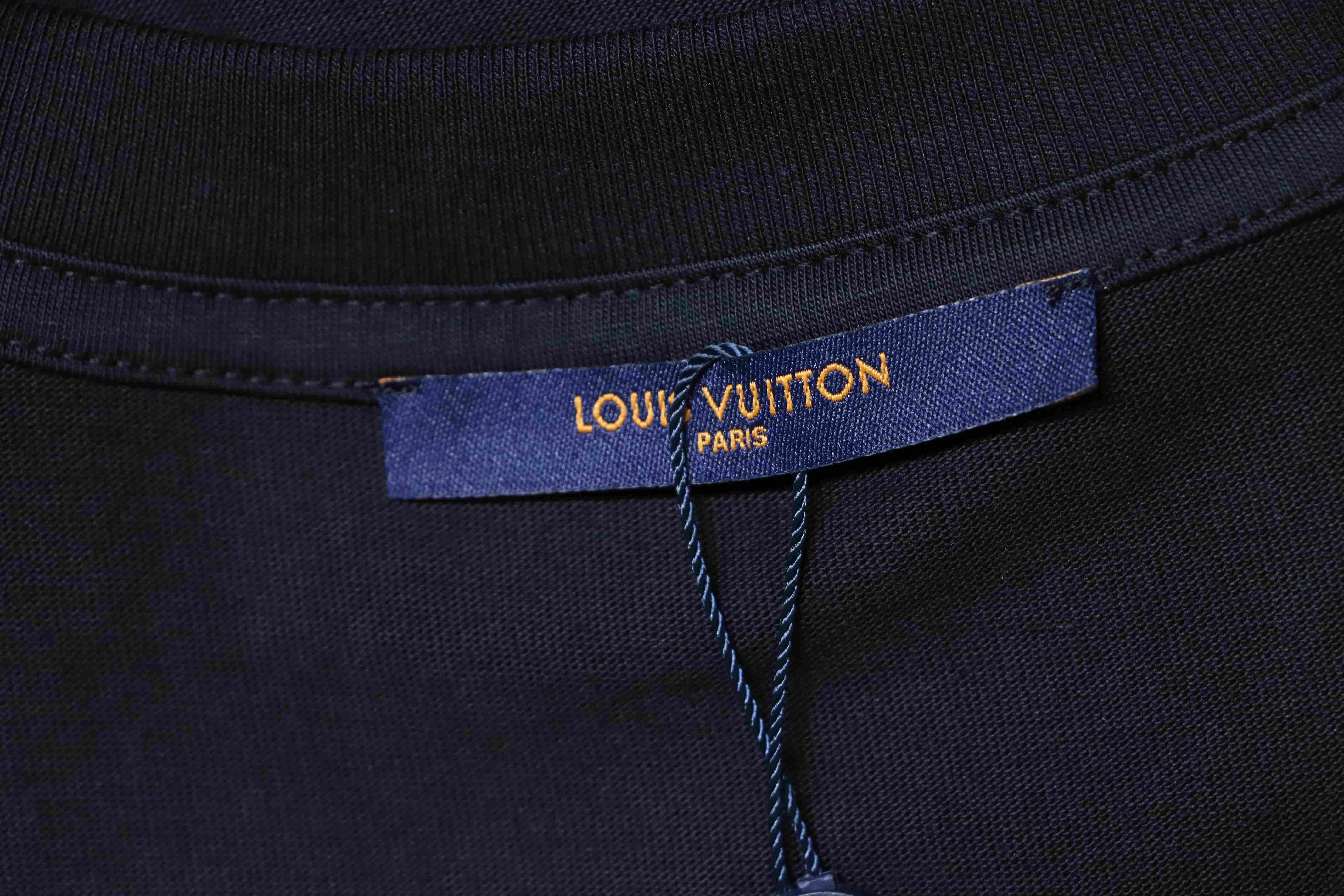     Louis Vuitton Signature Embroidery T-Shirt Black