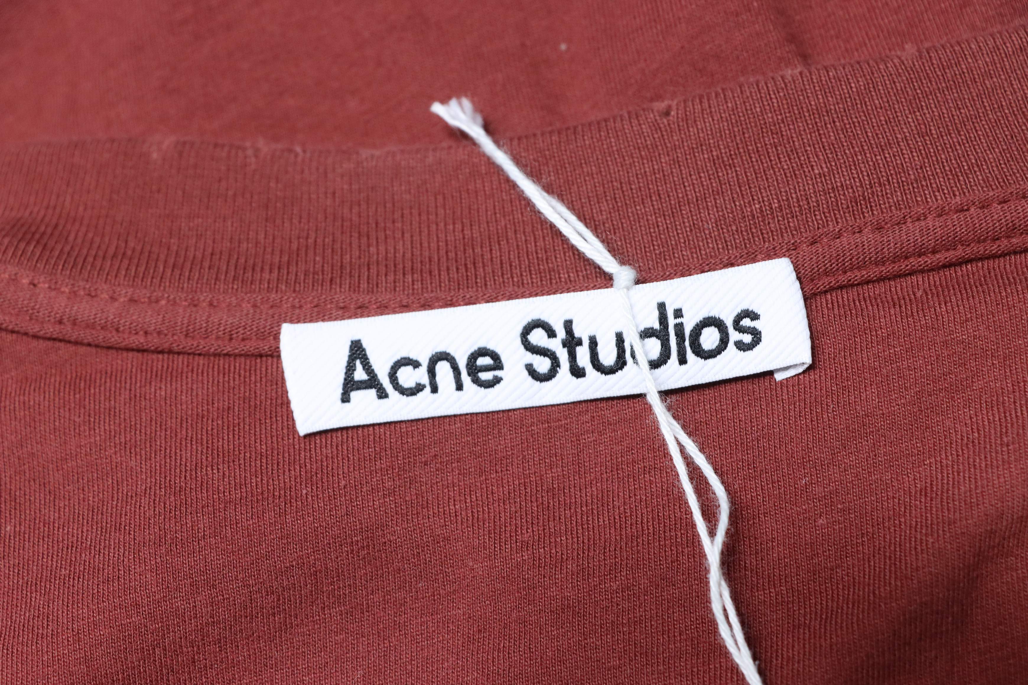    Acne Studios STOCKHOLM 1900