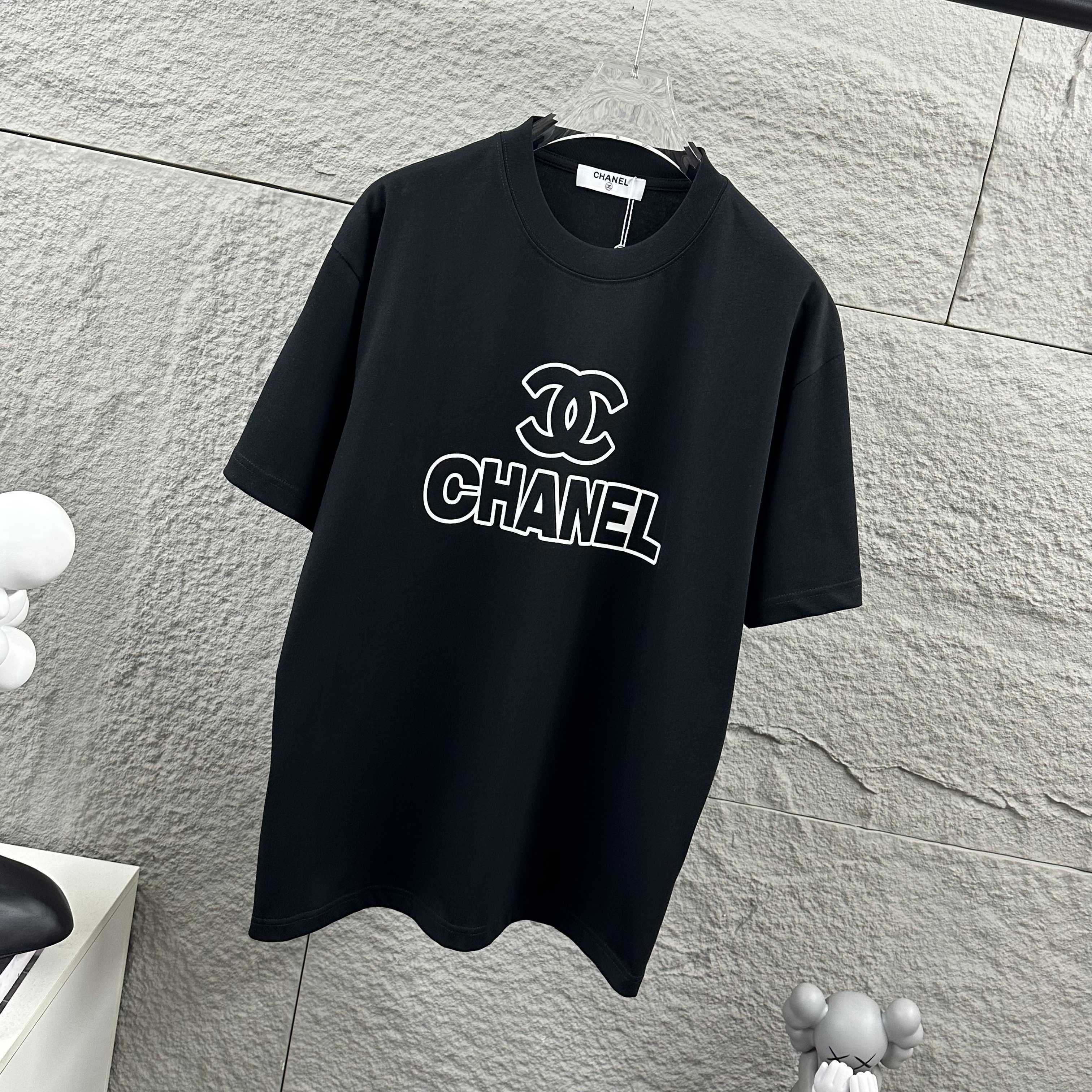    Chanel Both Sides T-shirt