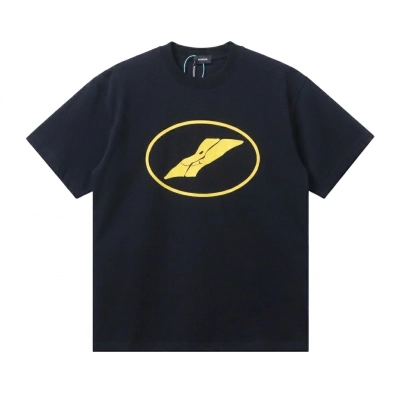 We11done logo-print crew-neck T-shirt  01