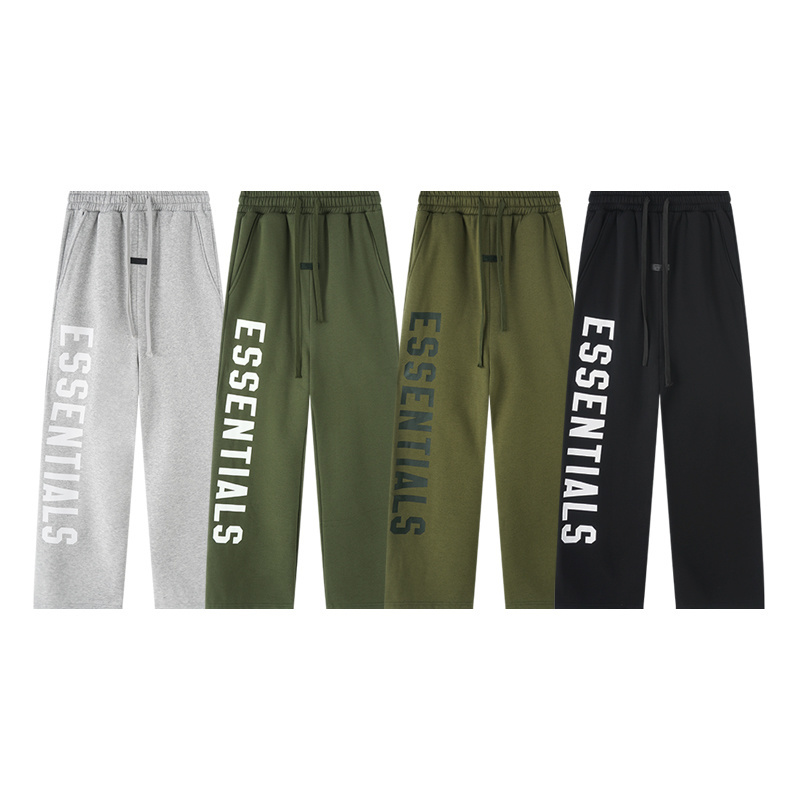     Fear of God Essentials Fleece Relaxed Sweatpant 856