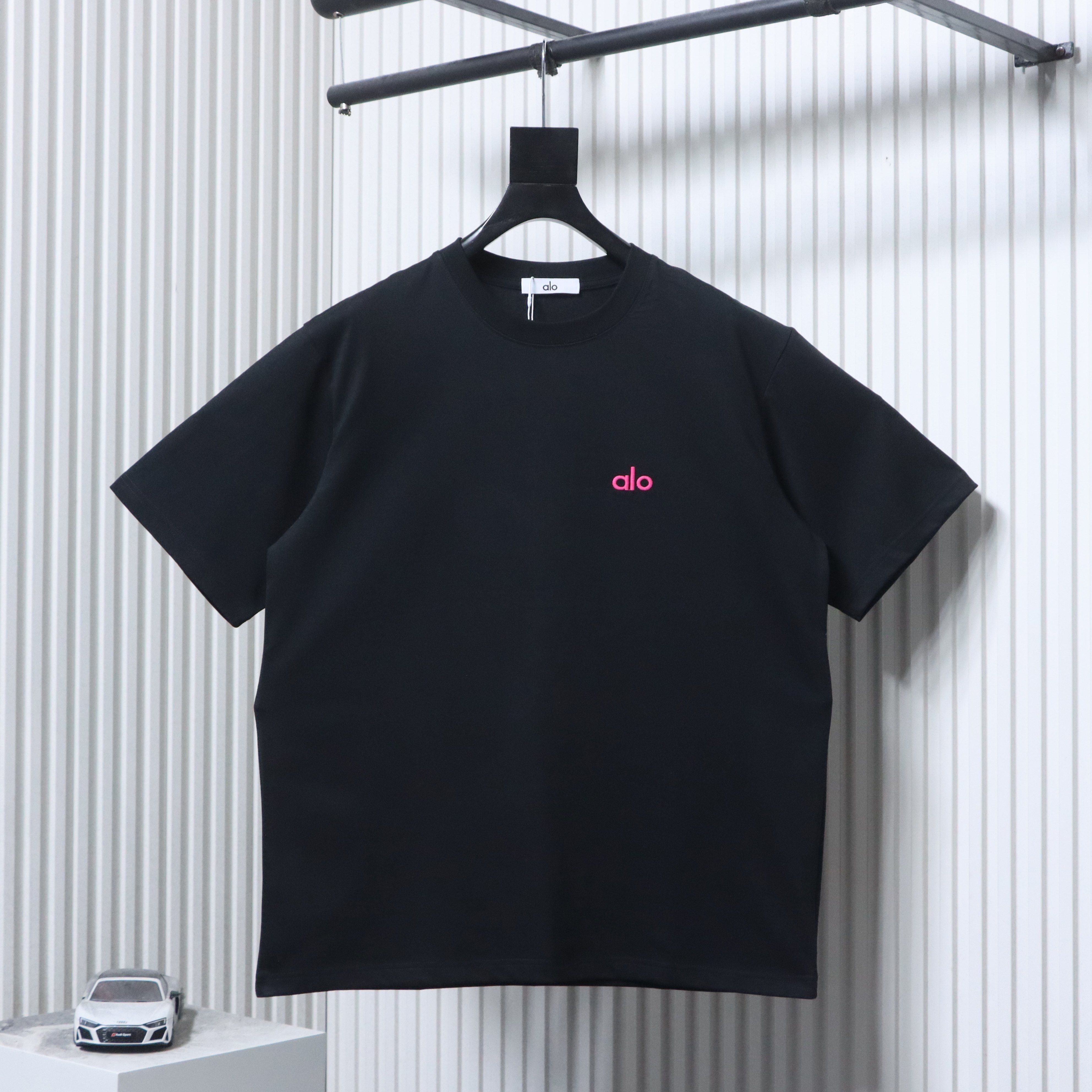    Alo Yoga Short Logo Black