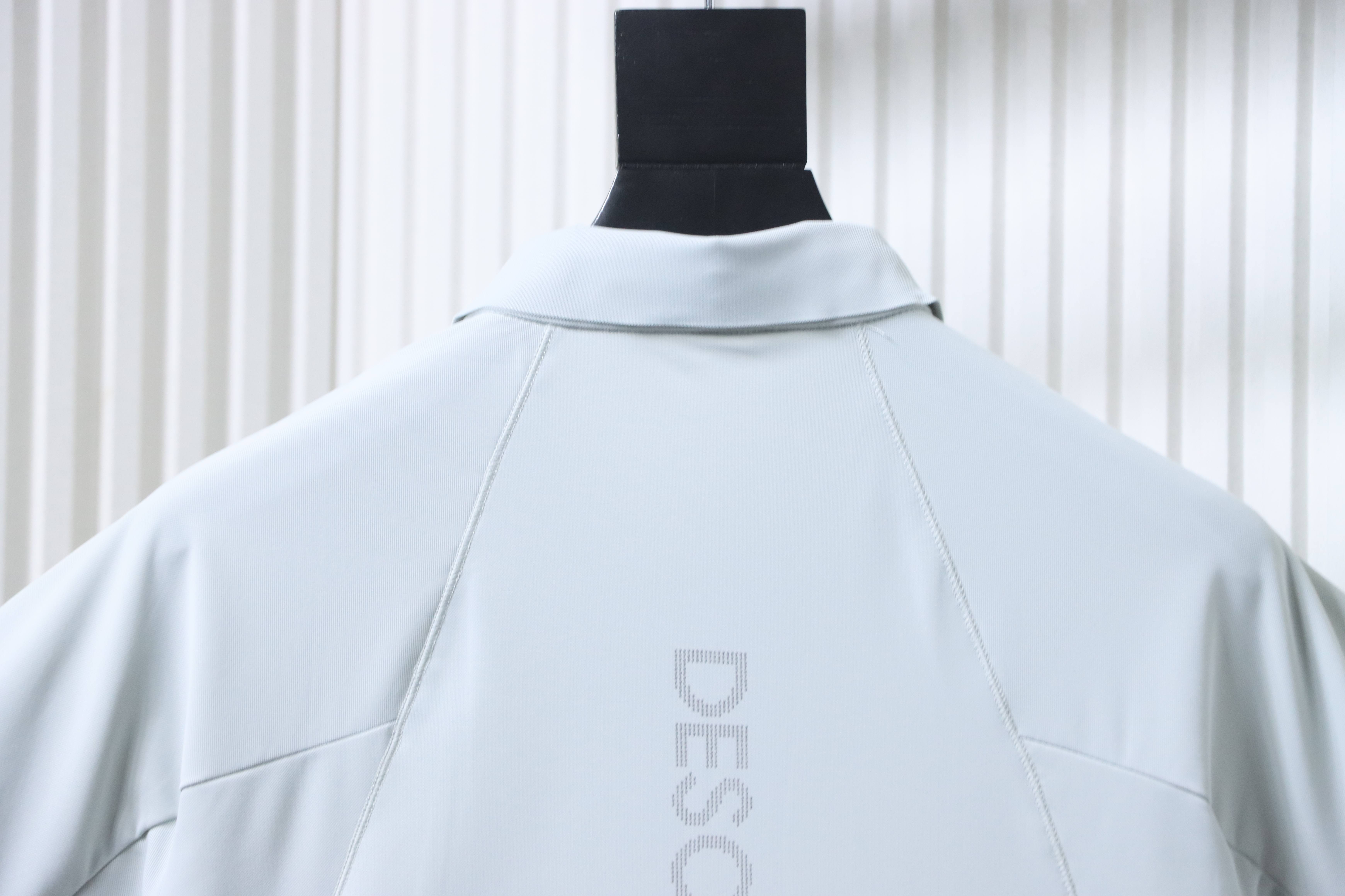 Top Quality    Descente Training Short Sleeve Polo White