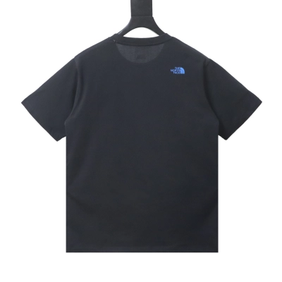 Top Quality    The North Face SS24 Clean Fit 01