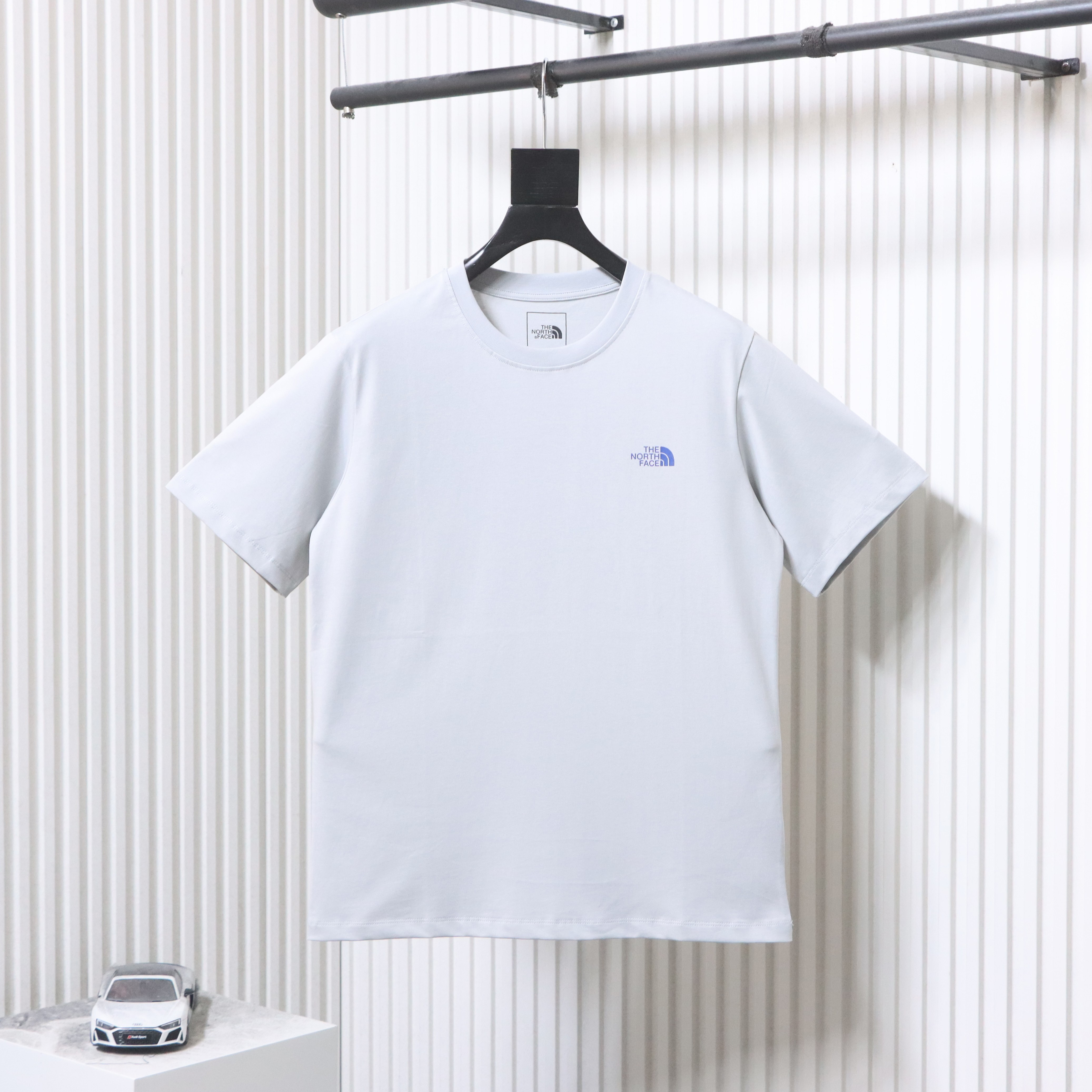 Top Quality    The North Face T-shirts Logo Black