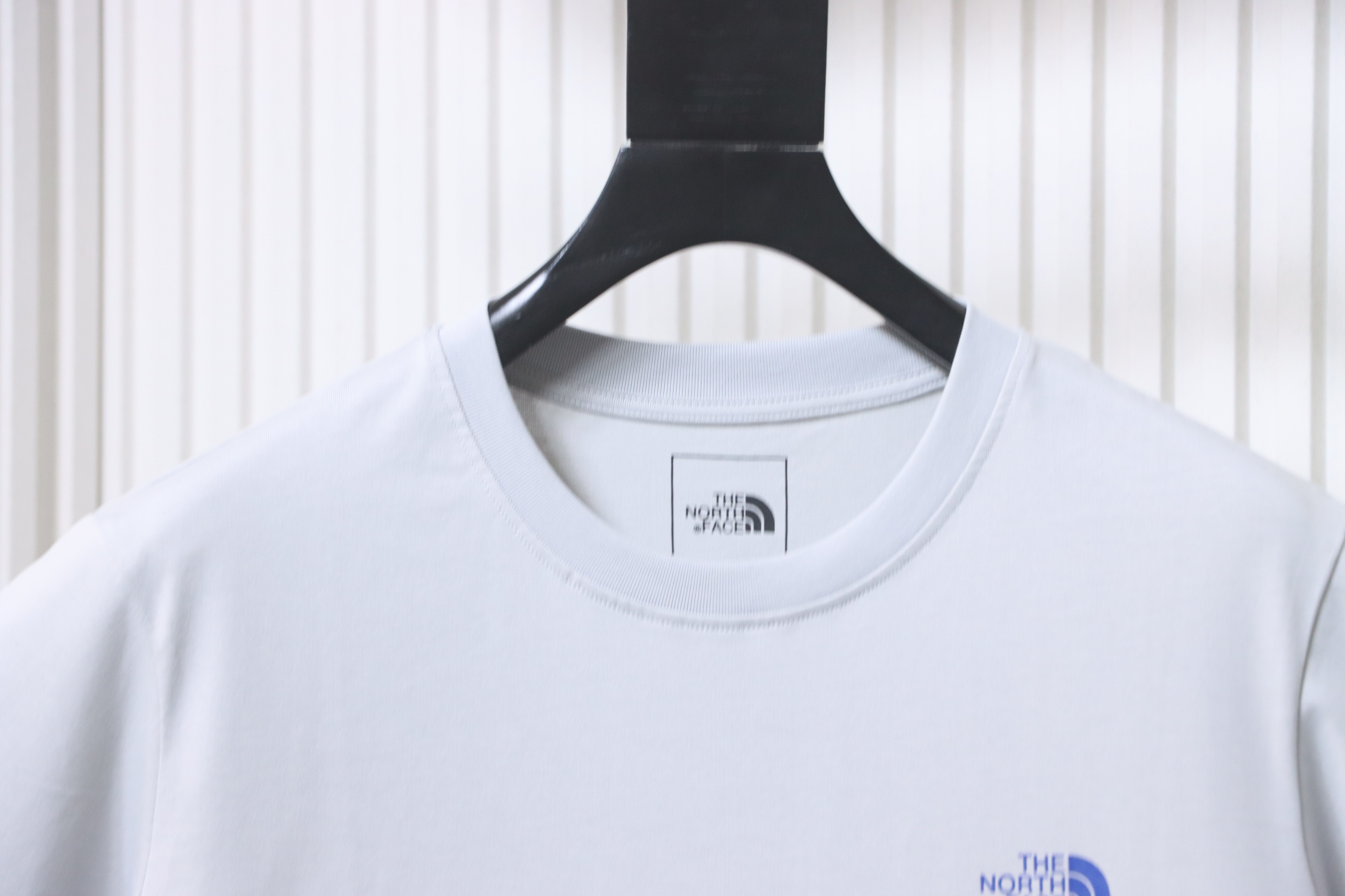 Top Quality    The North Face T-shirts Logo Black