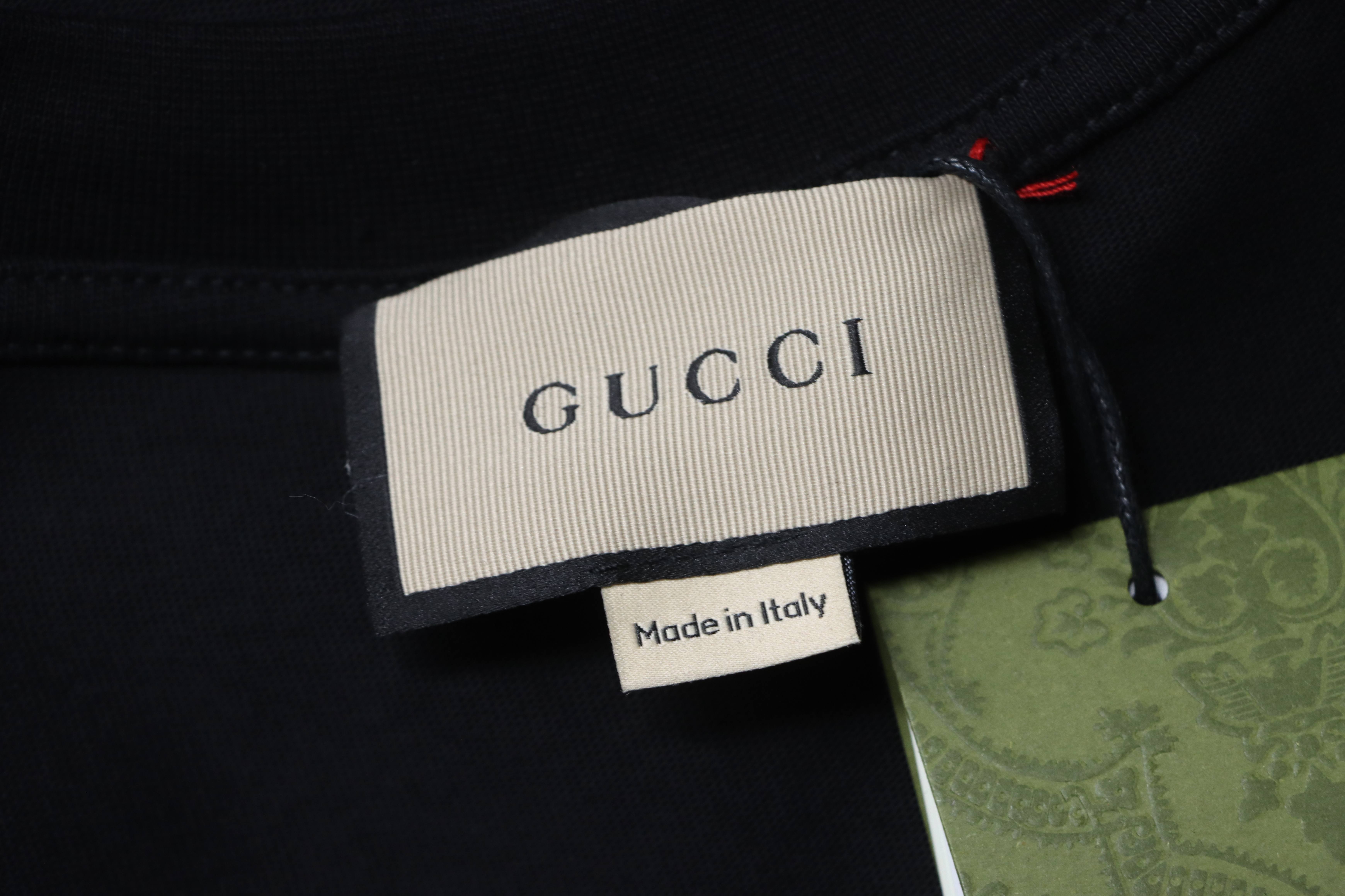 Top Quality    Cotton jersey T-shirt with Gucci belt print 01