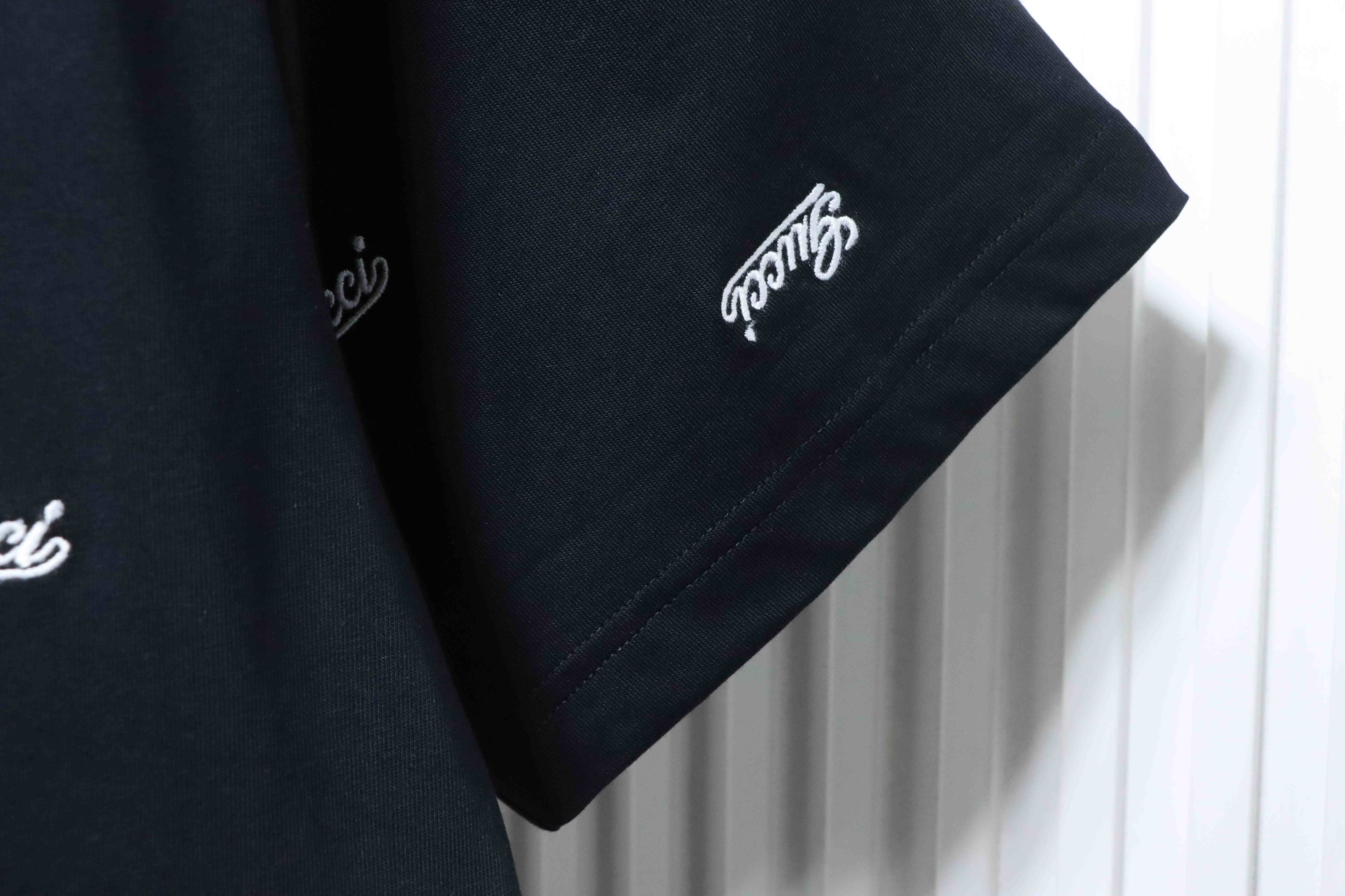 Top Quality    Cotton T-shirt with all-over Gucci logo embroidery