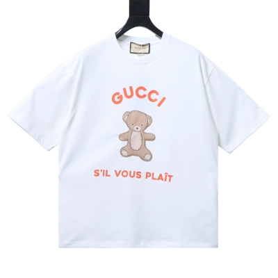 Cotton T-shirt with Gucci bear patch 01