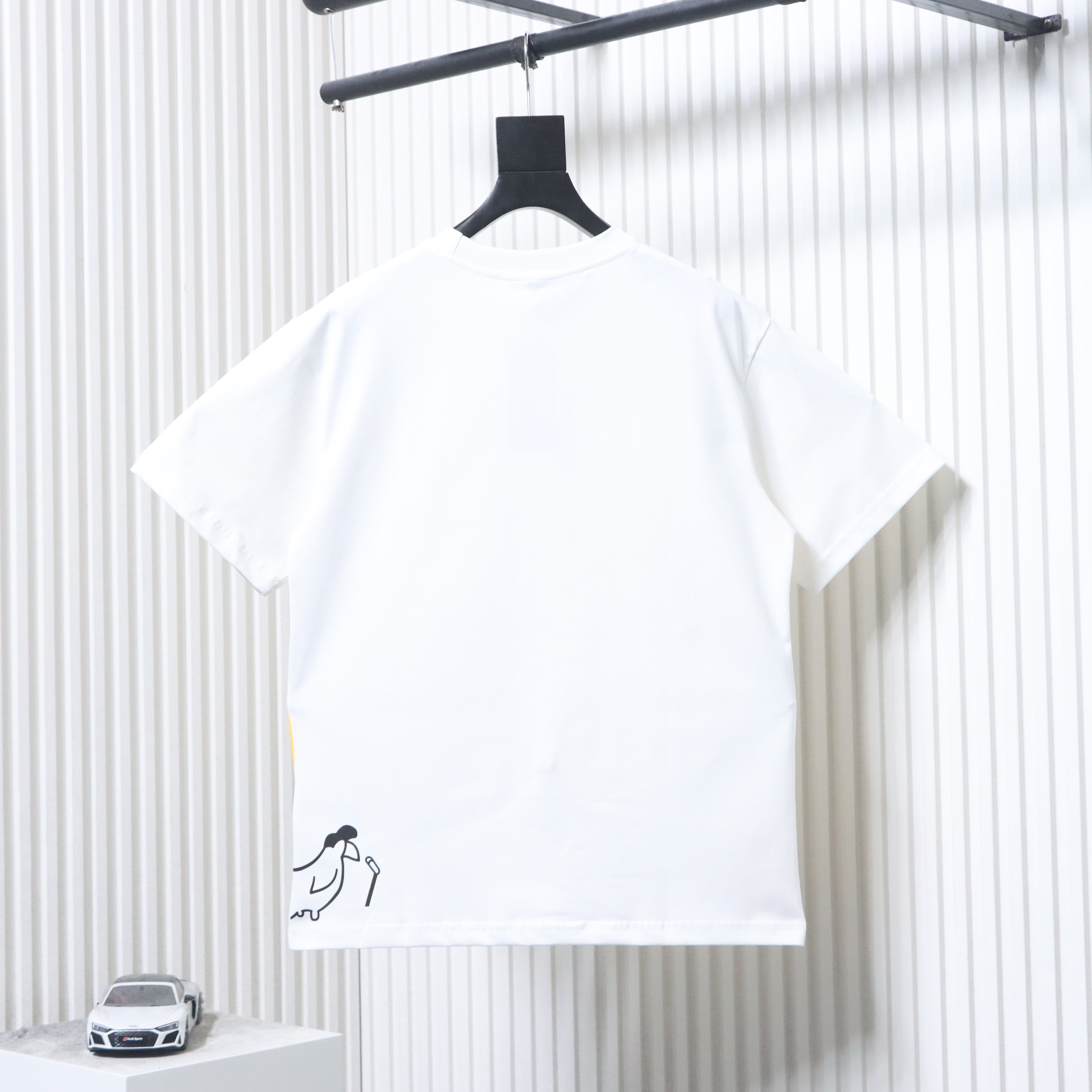 Top Quality    Cotton T-shirt with Gucci cartoon print in white 03