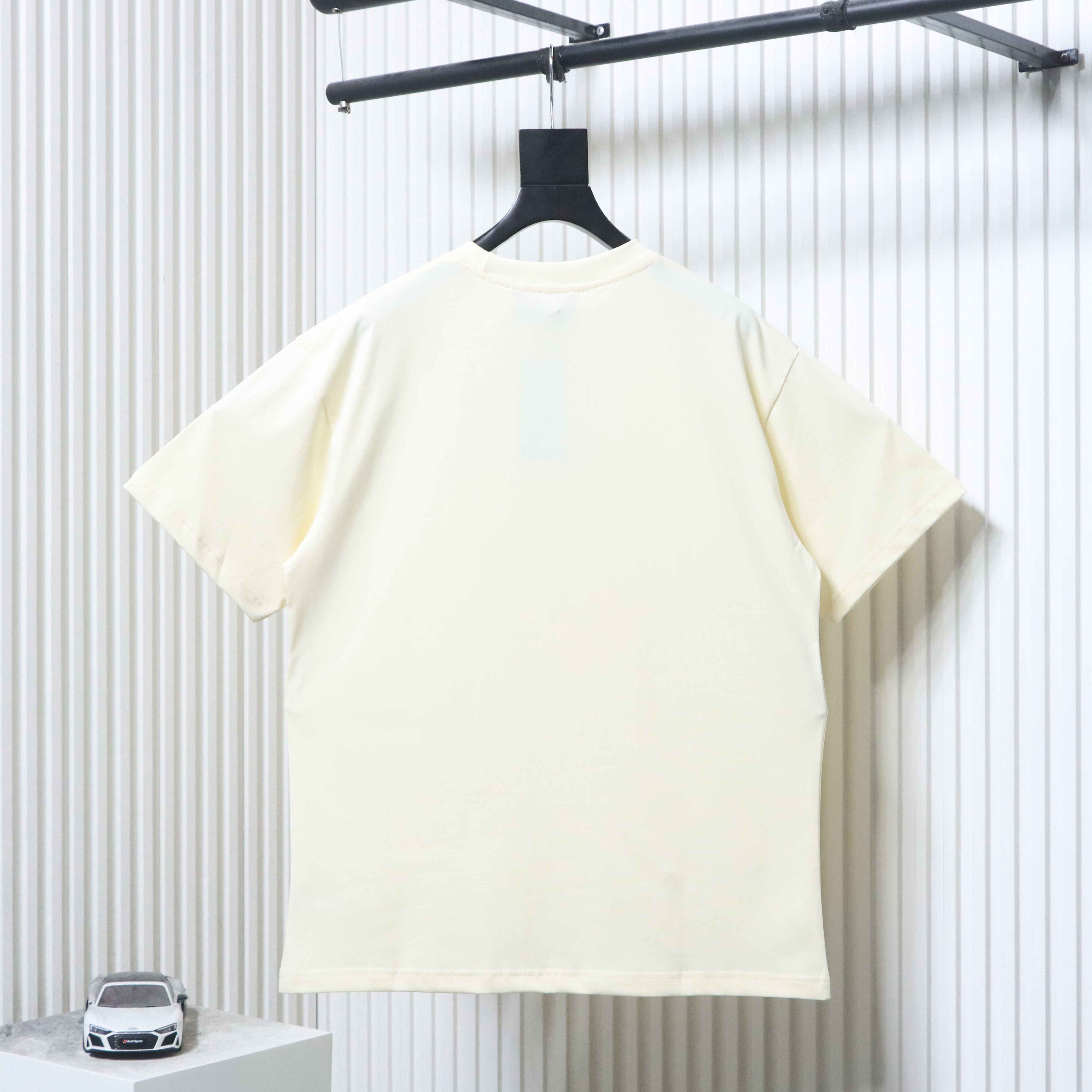 Top Quality    Cotton T-shirt with Gucci cartoon print in white 04