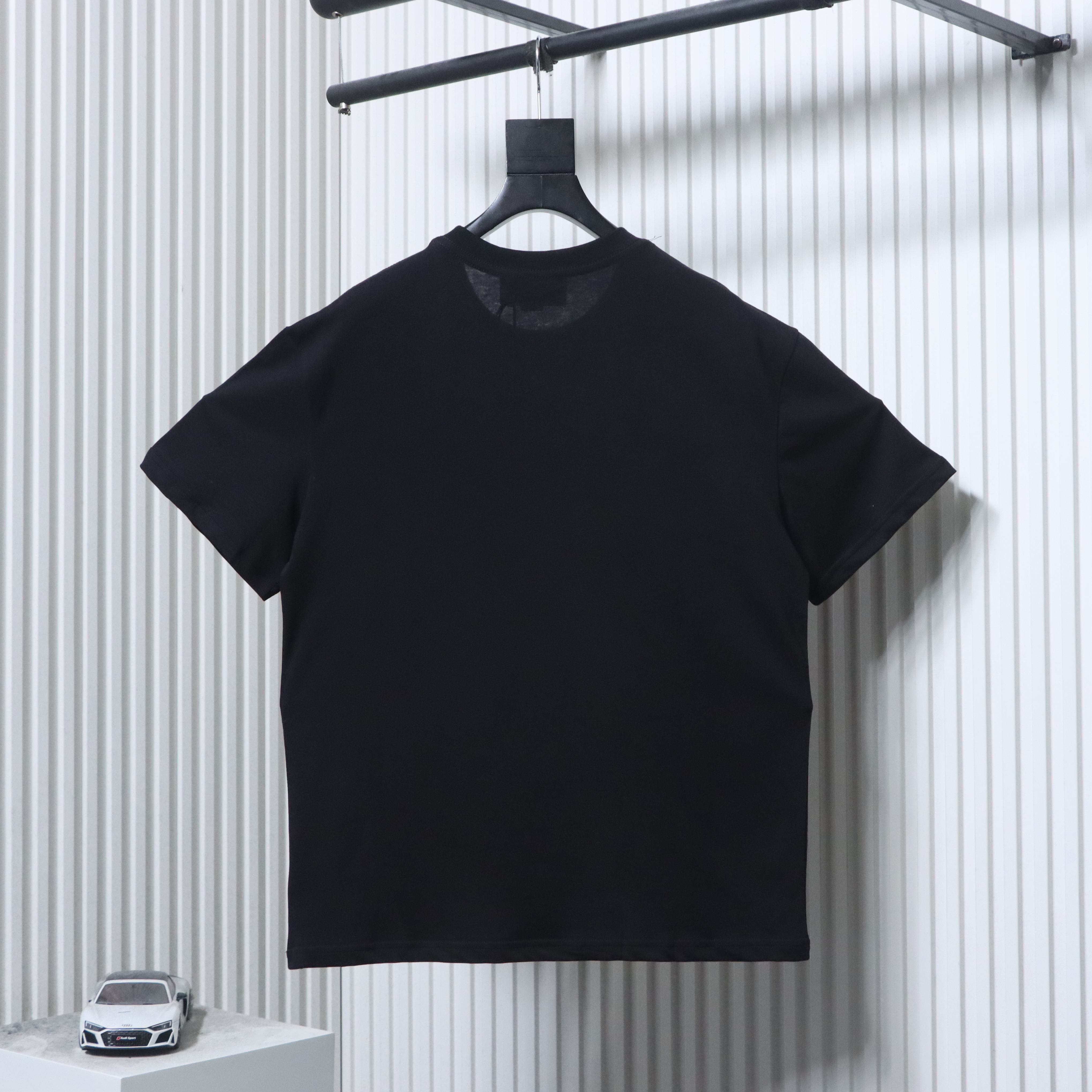    Gucci Blade Printing Short Sleeve Black 565806-XJAZY-1141