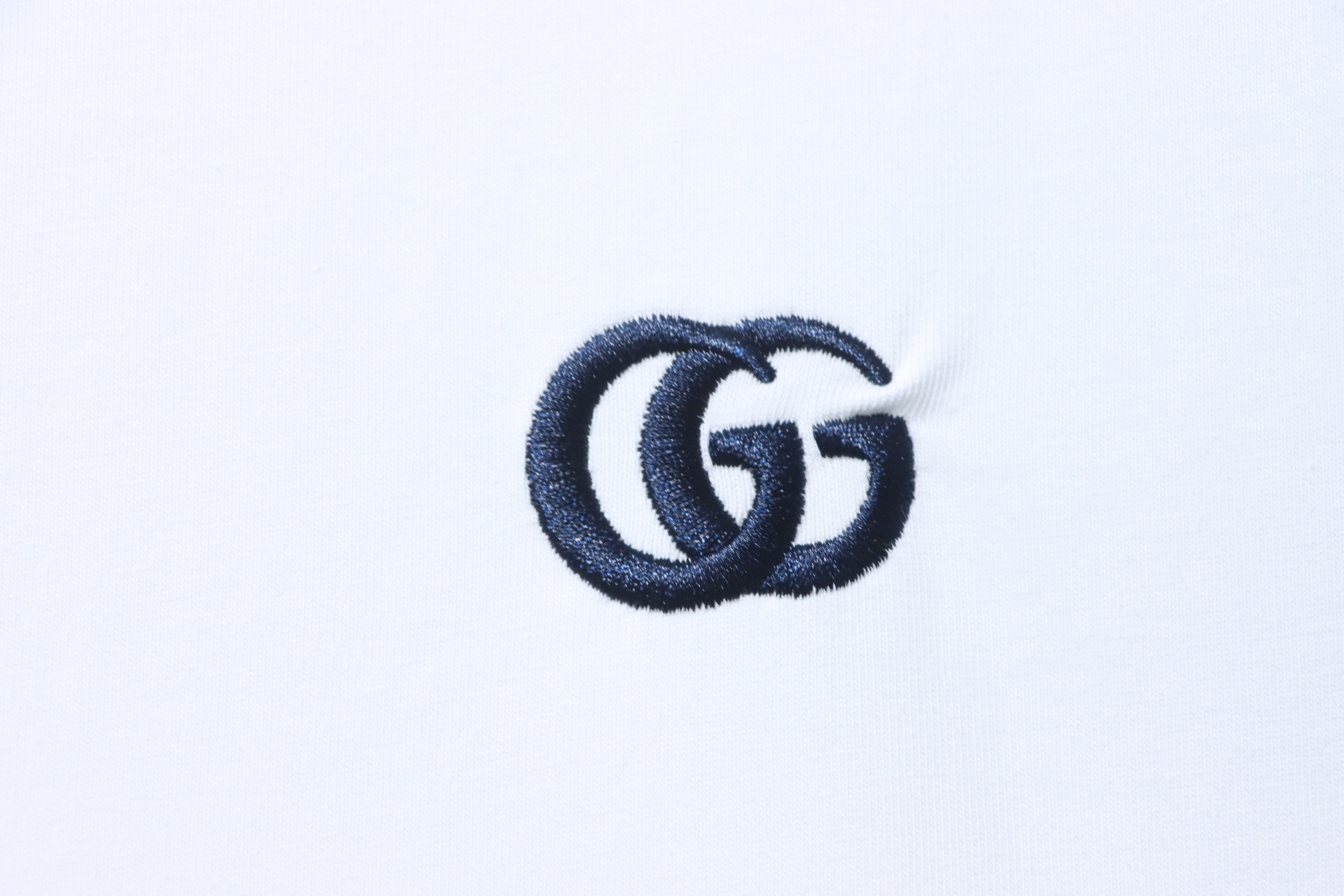 Top Quality    Cotton T-shirt with Interlocking G embroidery in white 01