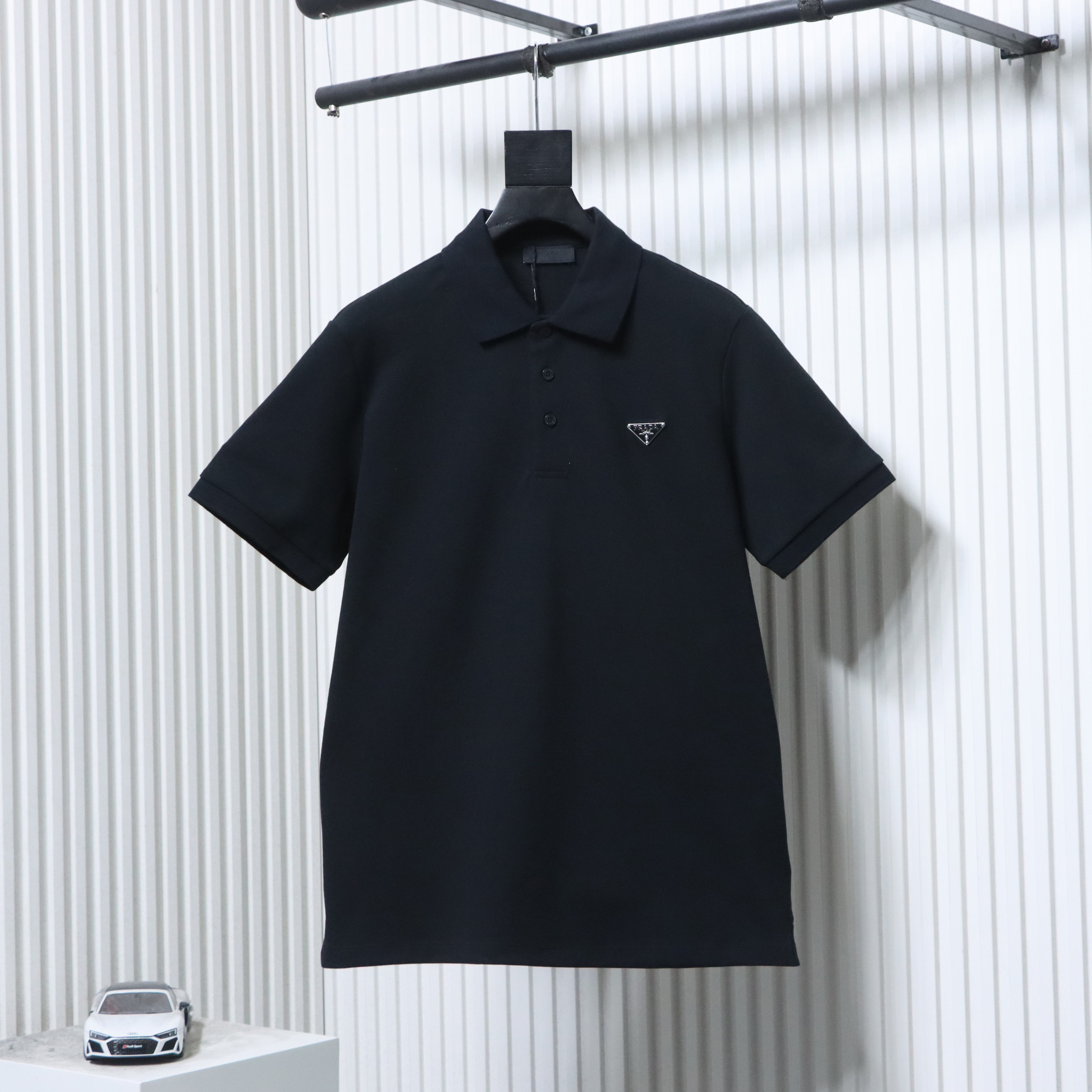    Prada Chest Triangle Logo Short Sleeve Polo