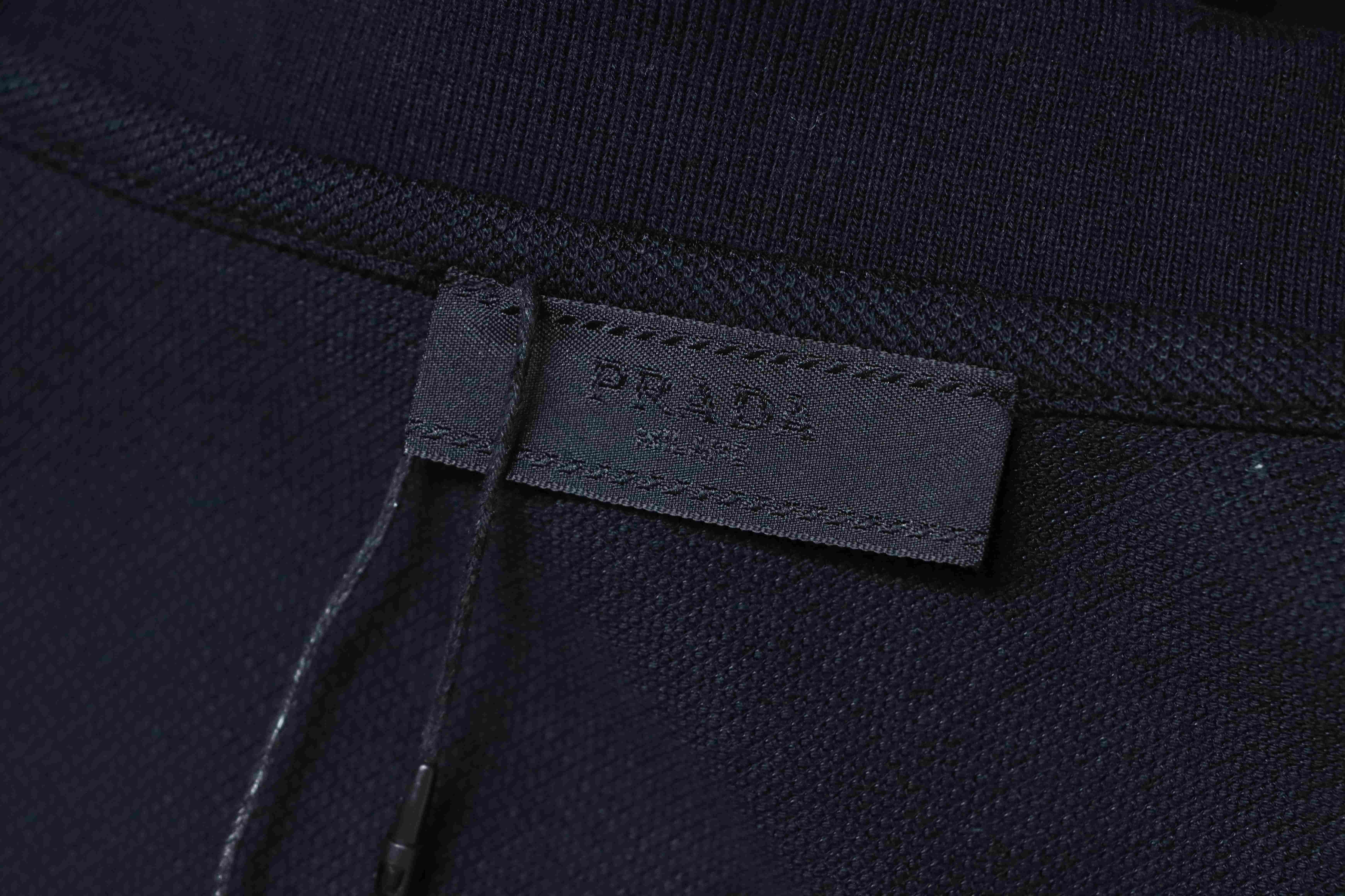    Prada Chest Triangle Logo Short Sleeve Polo