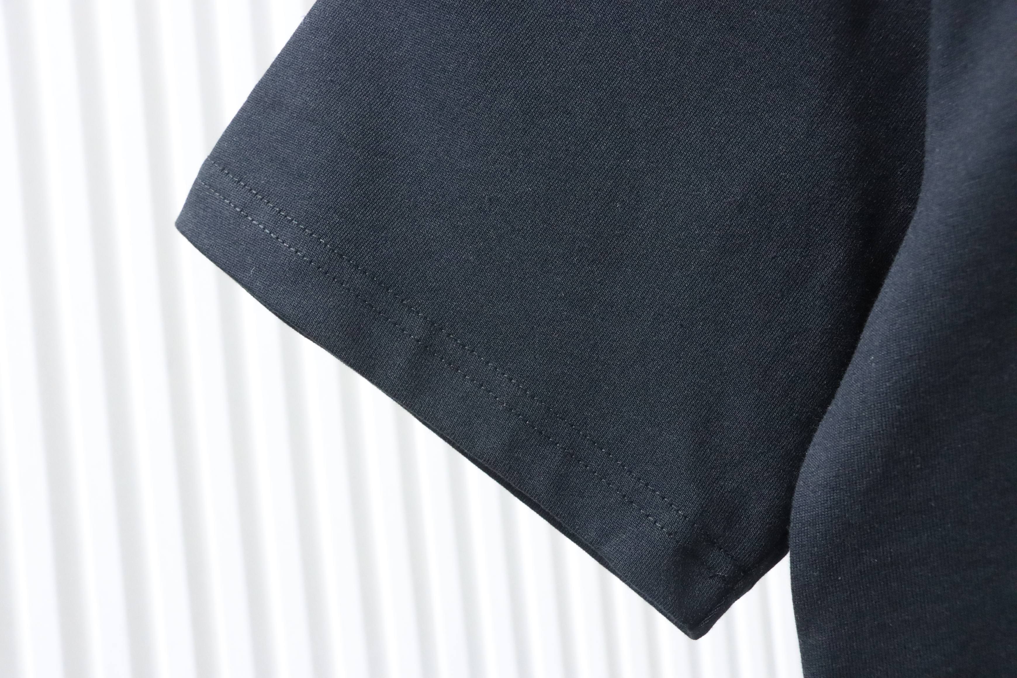    Prada Classic Triangle Logo T-Shirt