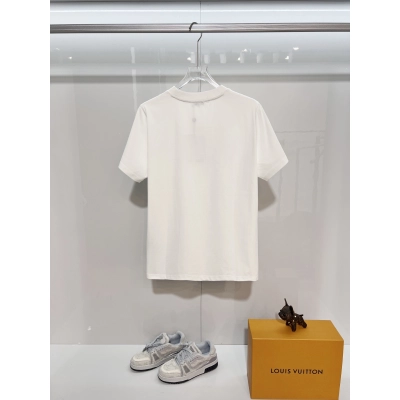 Top Quality    Prada Metal Triangle Letter Logo T-Shirt 02