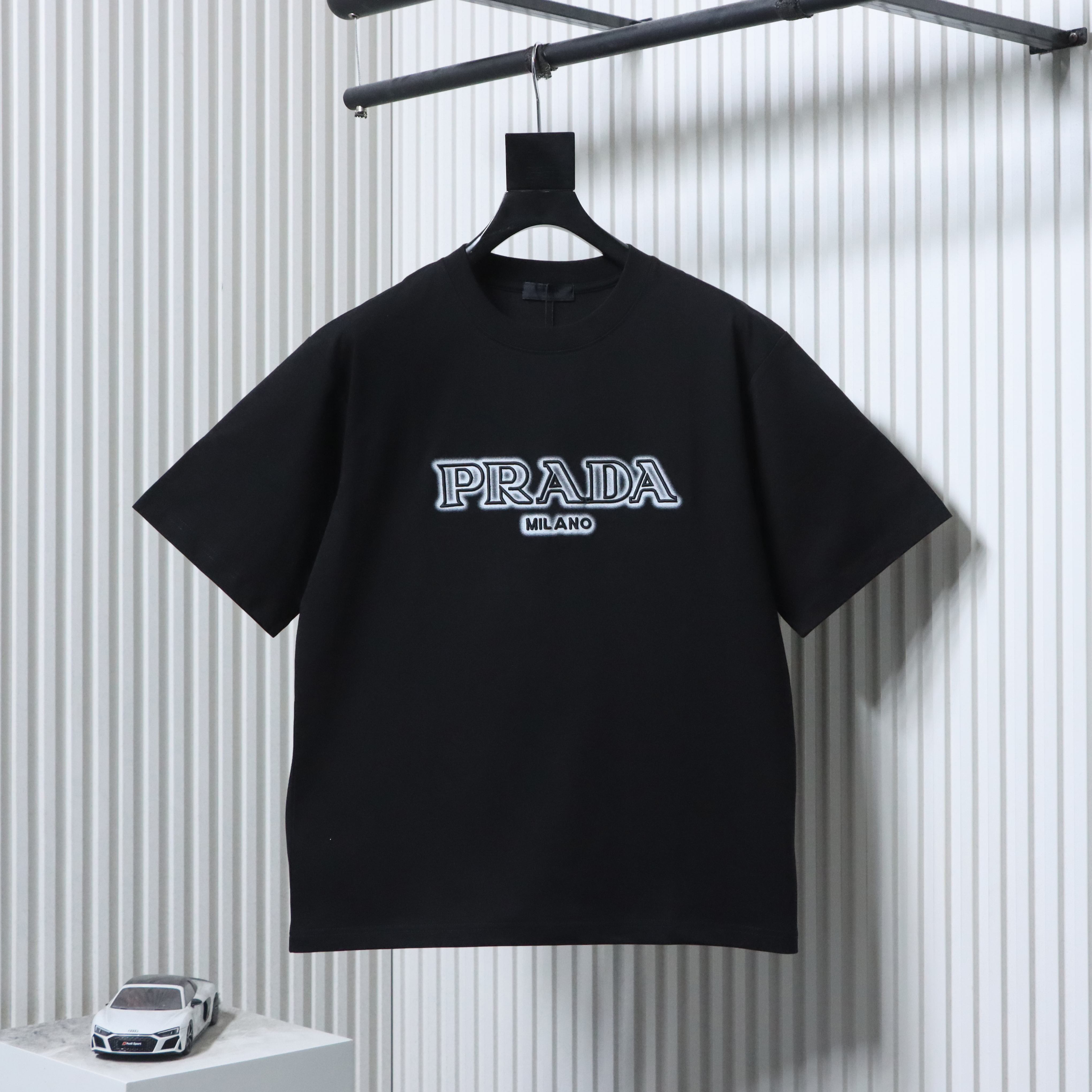    Prada Splash Logo Embroidery Back Triangle T-Shirt