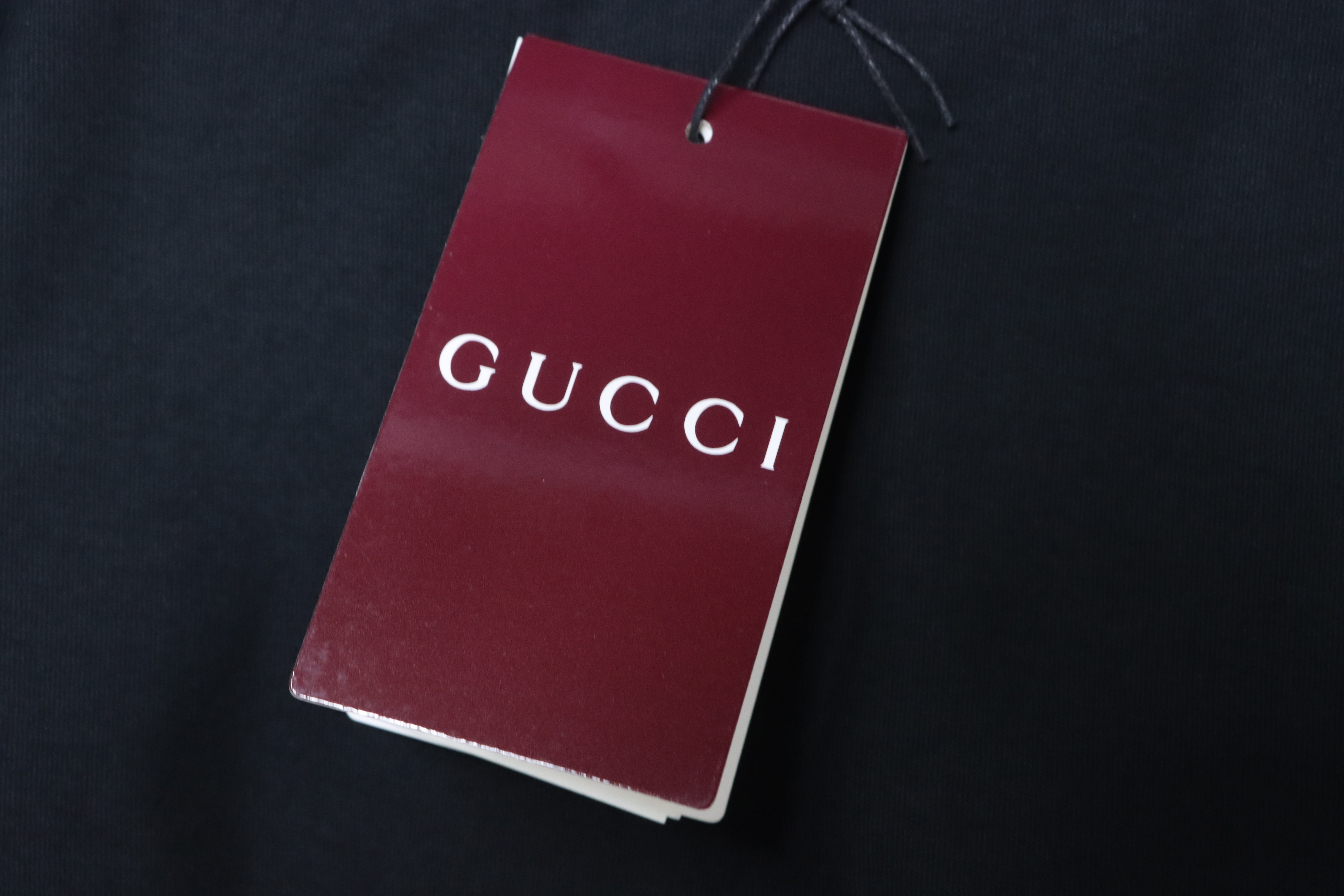 Top Quality    Gucci  Interlocking Small Logo Embroidered T-Shirt Black