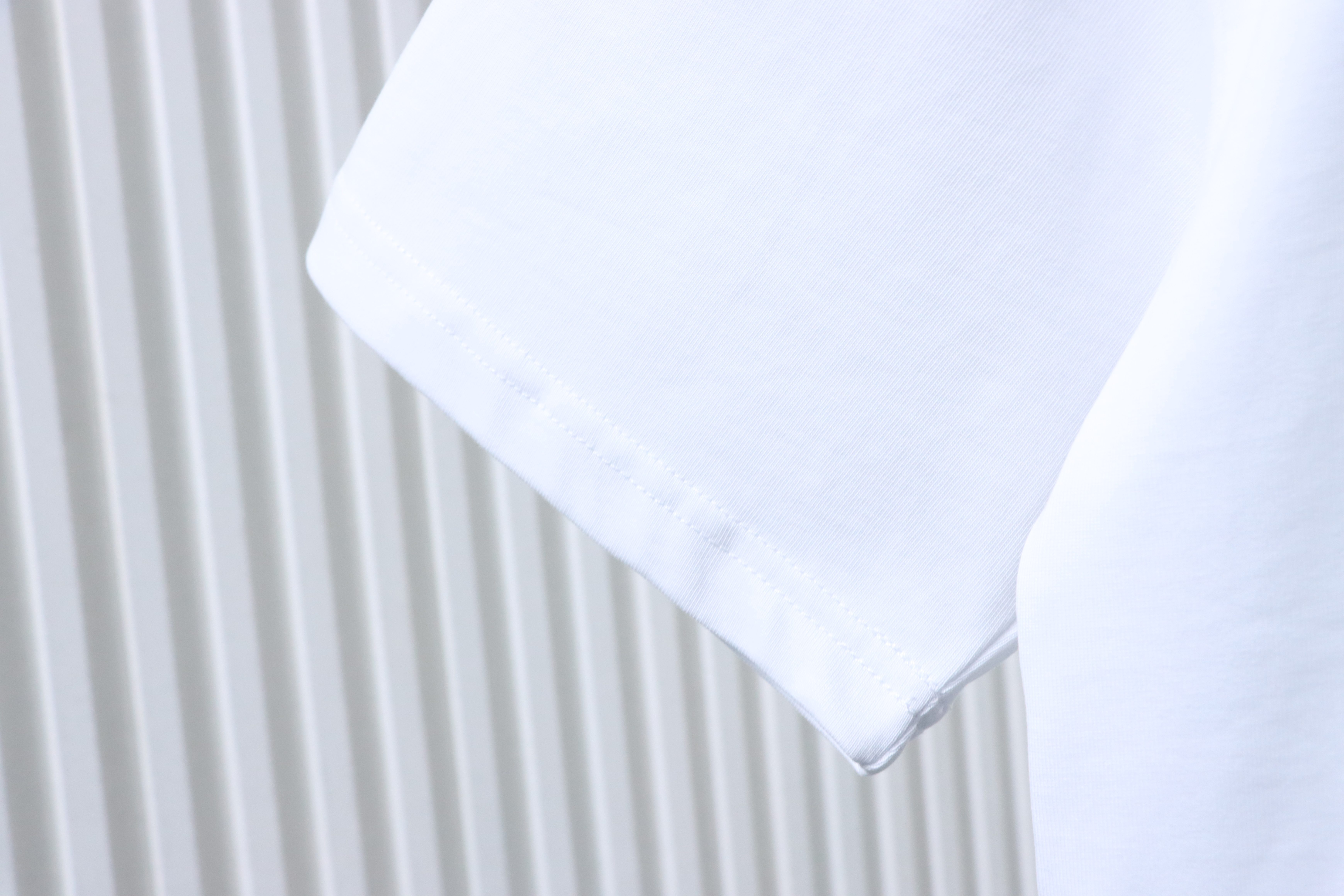    Loewe 26SS Colorful Logo Embroidered T-Shirt White