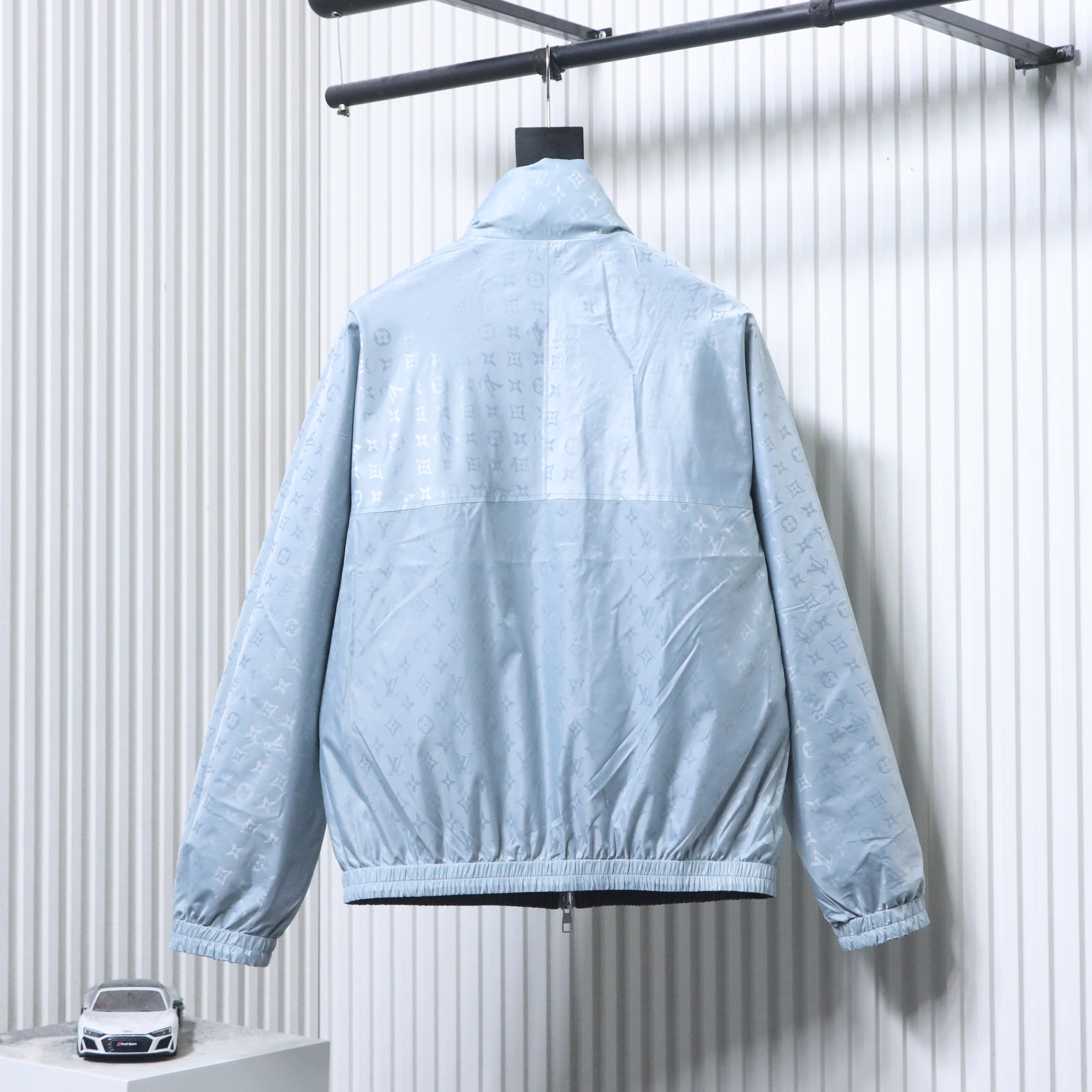   Louis vuitton 26ss monogram reversible hooded jacket Blue