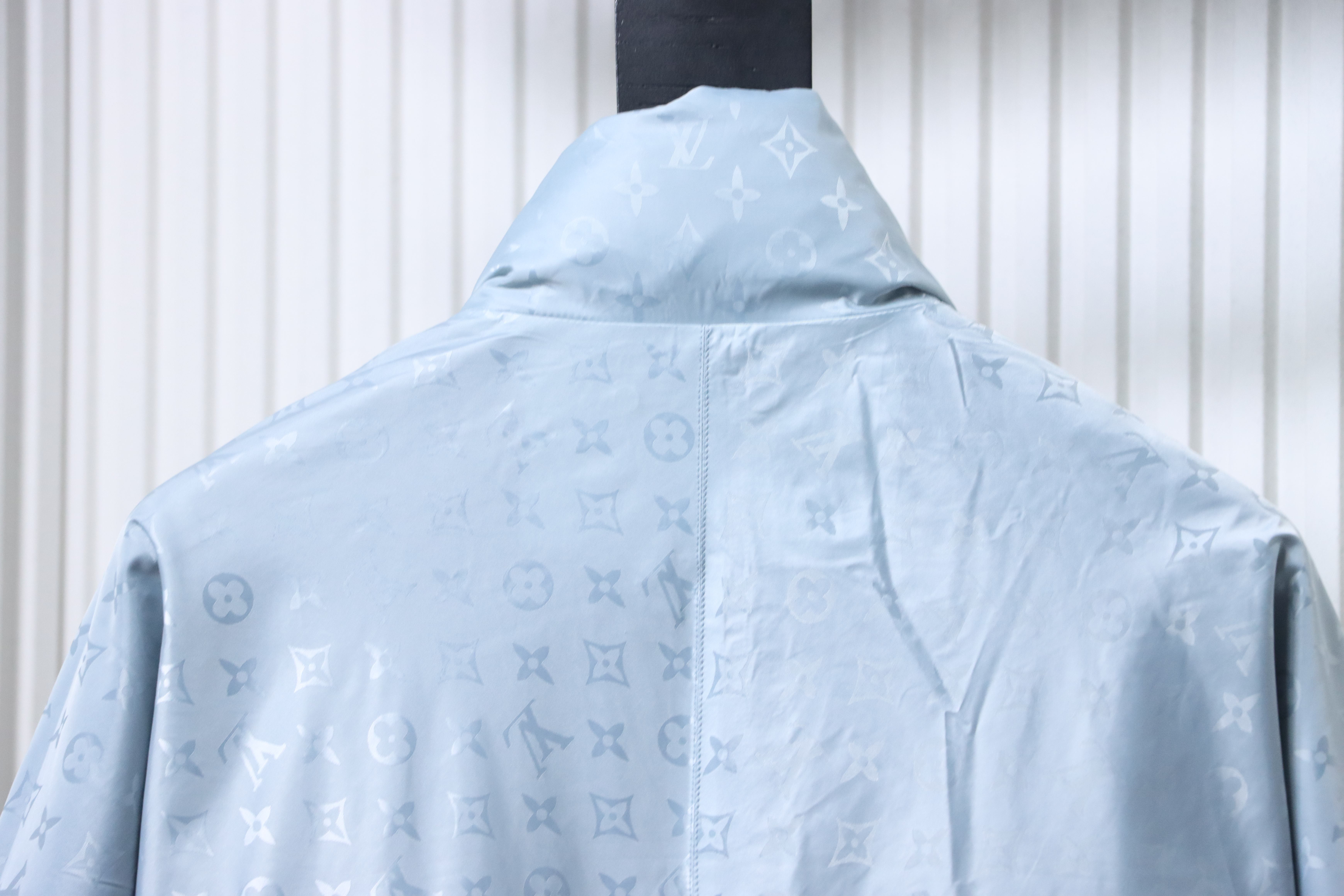    Louis vuitton 26ss monogram reversible hooded jacket Blue