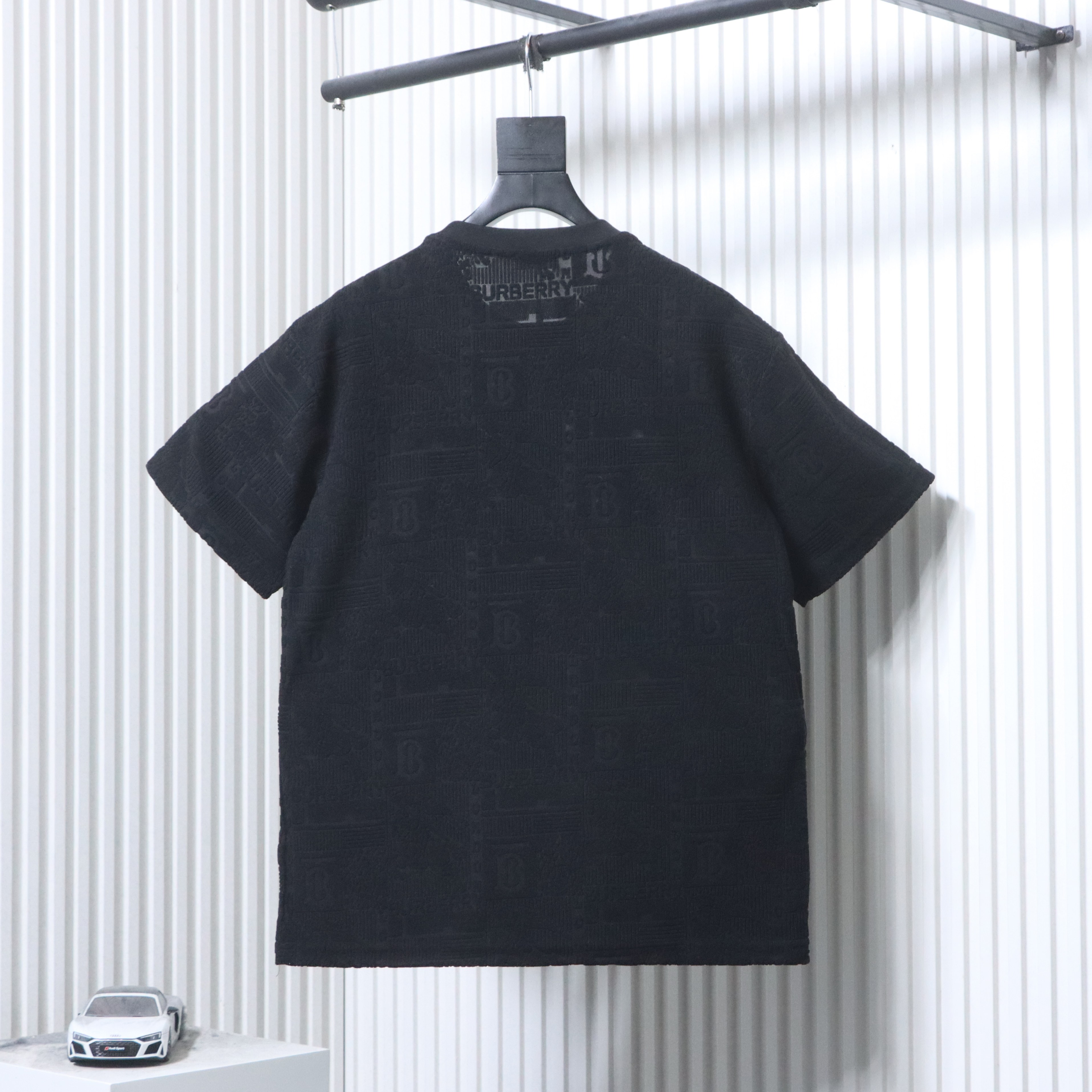    Burberry 26SS Towel Equestrian Knight Jacquard T-Shirt Black