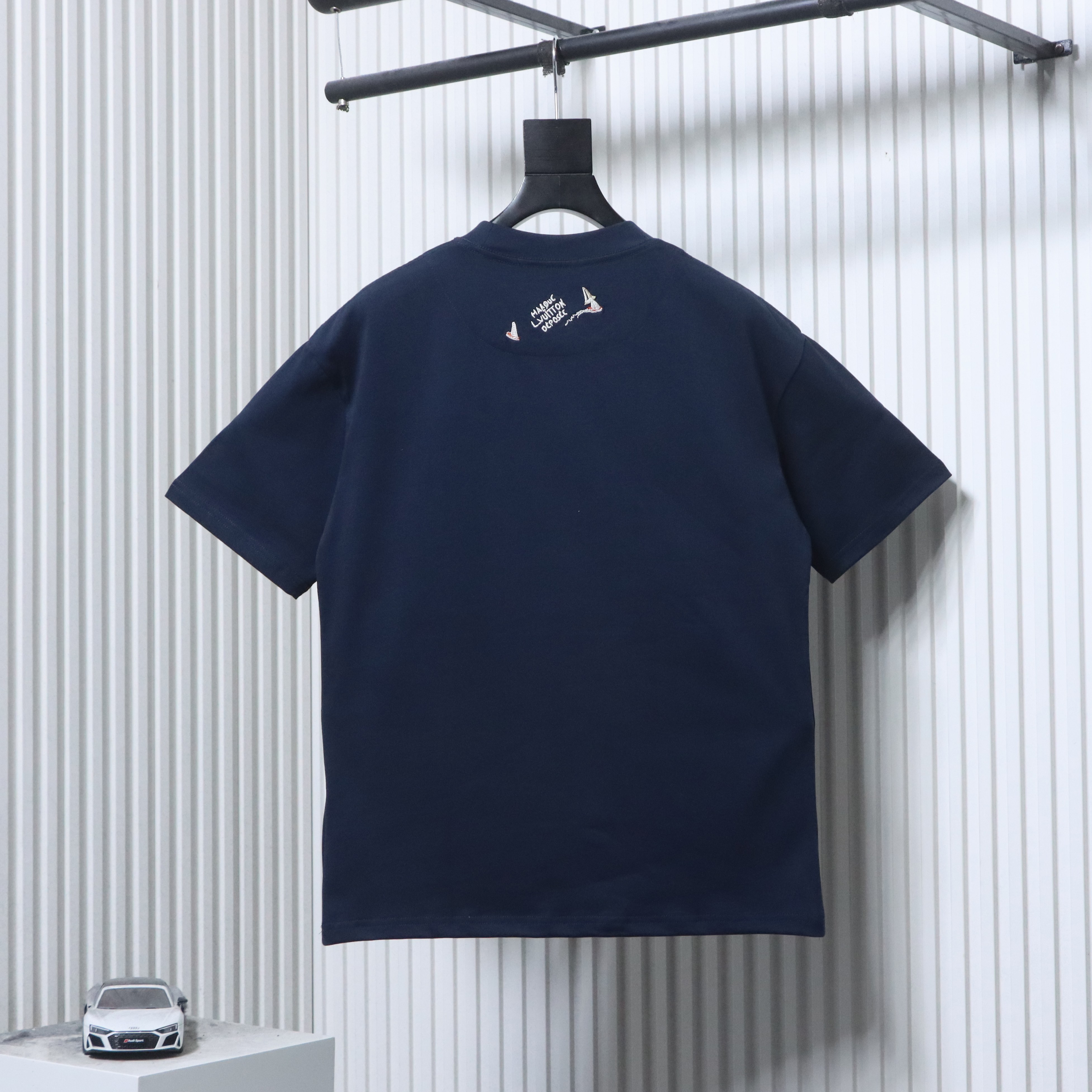 Top Quality    Louis Vuitton 26SS Sailboat Logo Embroidered T-Shirt Black