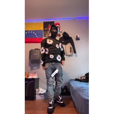 Top Quality     Denim Tears The Cotton Wreath Sweat Suit Black 02