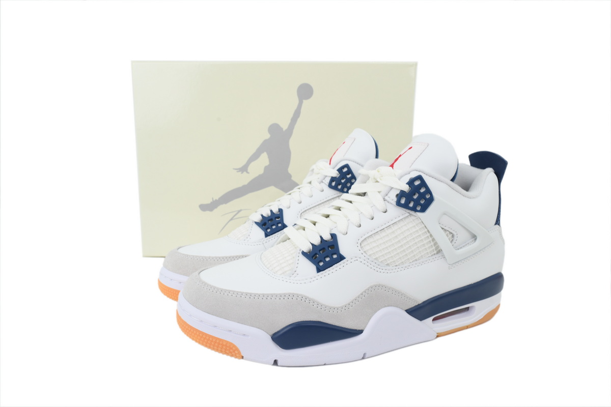     Air Jordan 4 Retro SB Navy DR5415-100