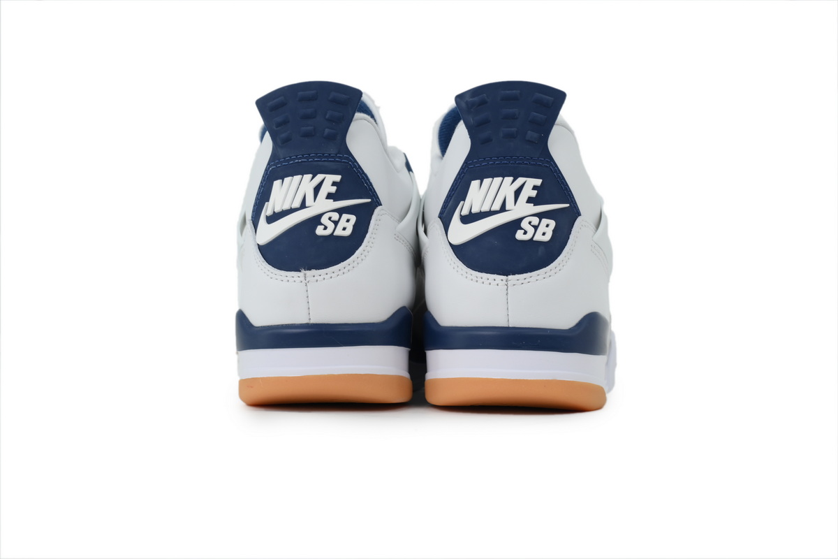     Air Jordan 4 Retro SB Navy DR5415-100