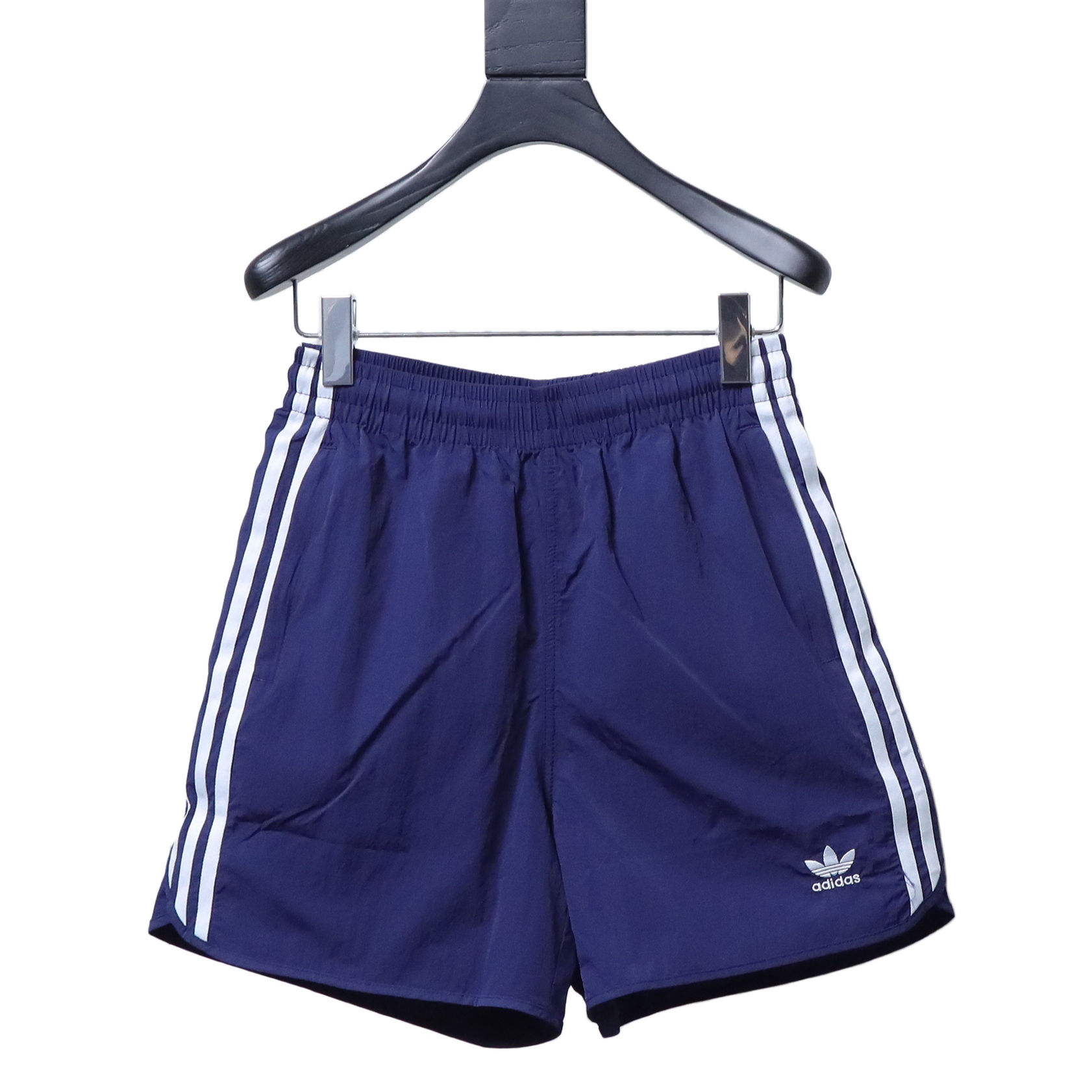     adidas Originals ADICOLOR Classic Stripe Shorts 03