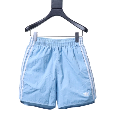     adidas Originals ADICOLOR Classic Stripe Shorts 04 01