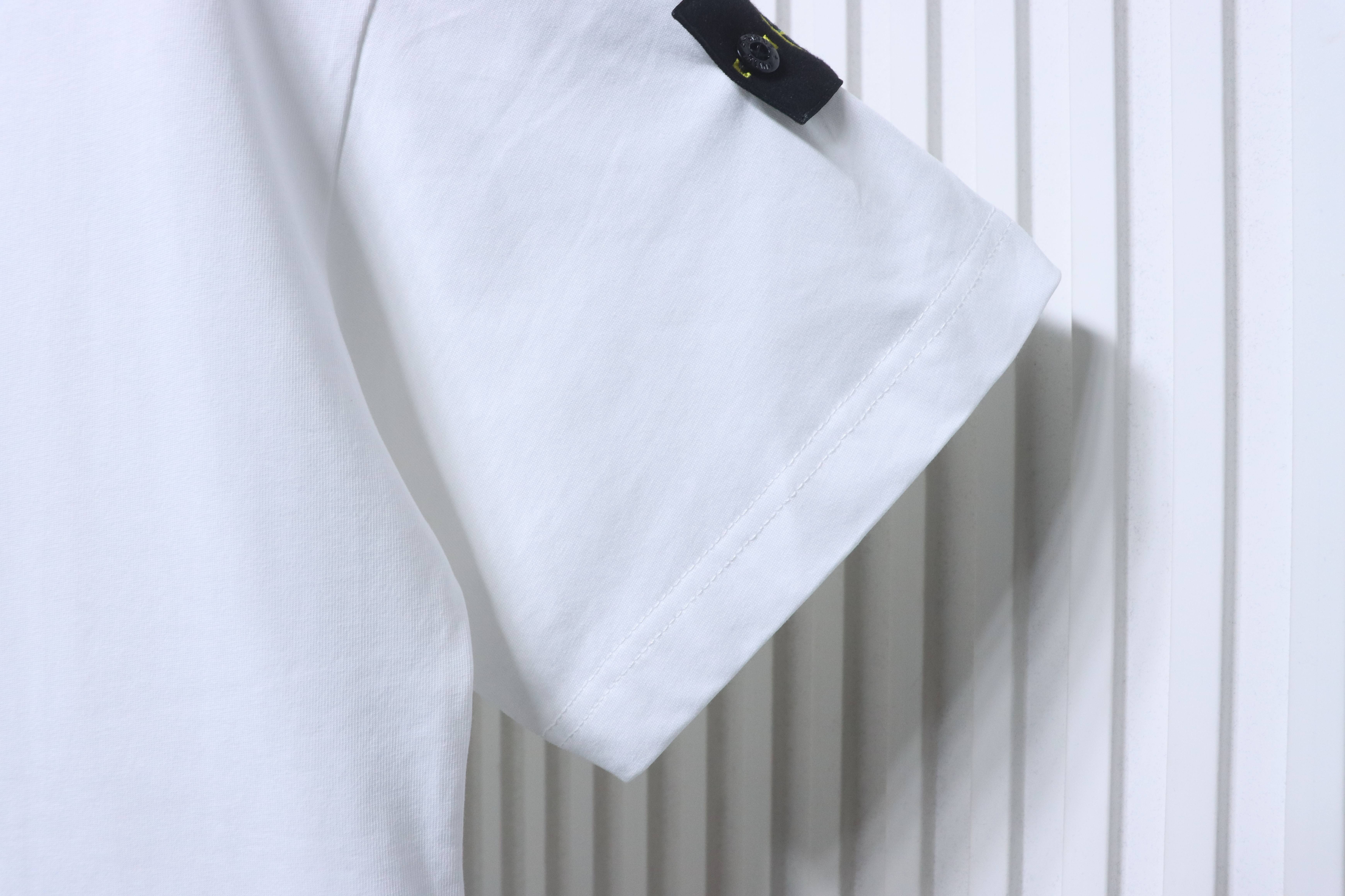  Crewneck T-Shirt-DC2