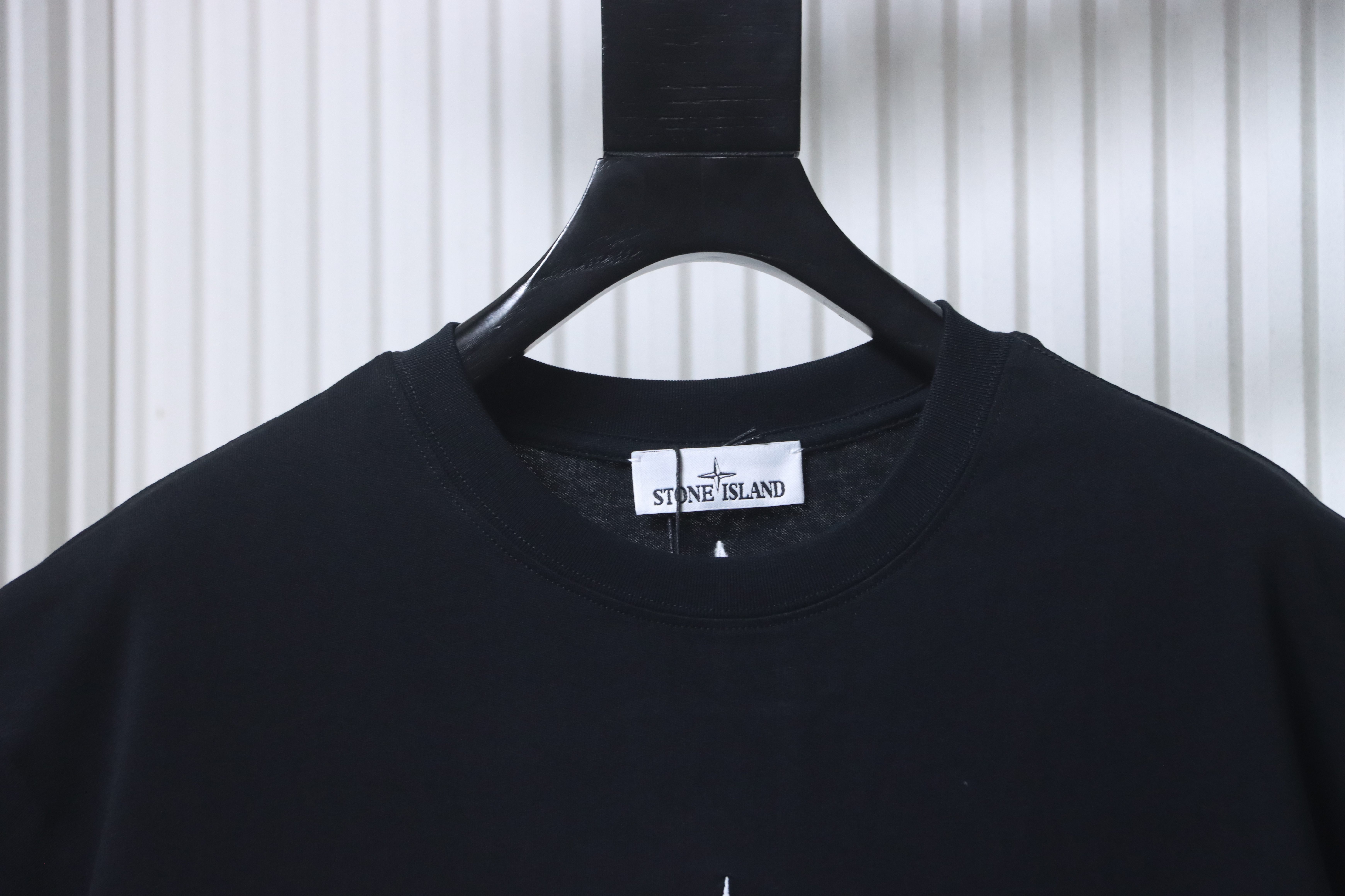  Embroidery Logo T-Shirt-DC2