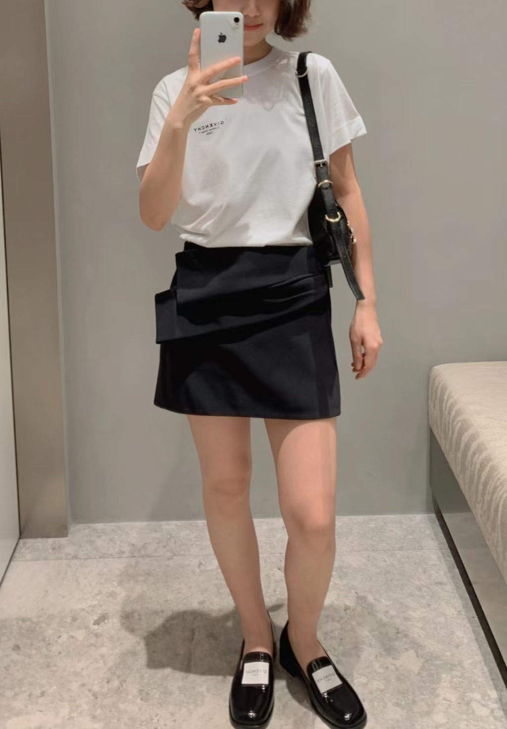  Givenchy Logo Print T-Shirt