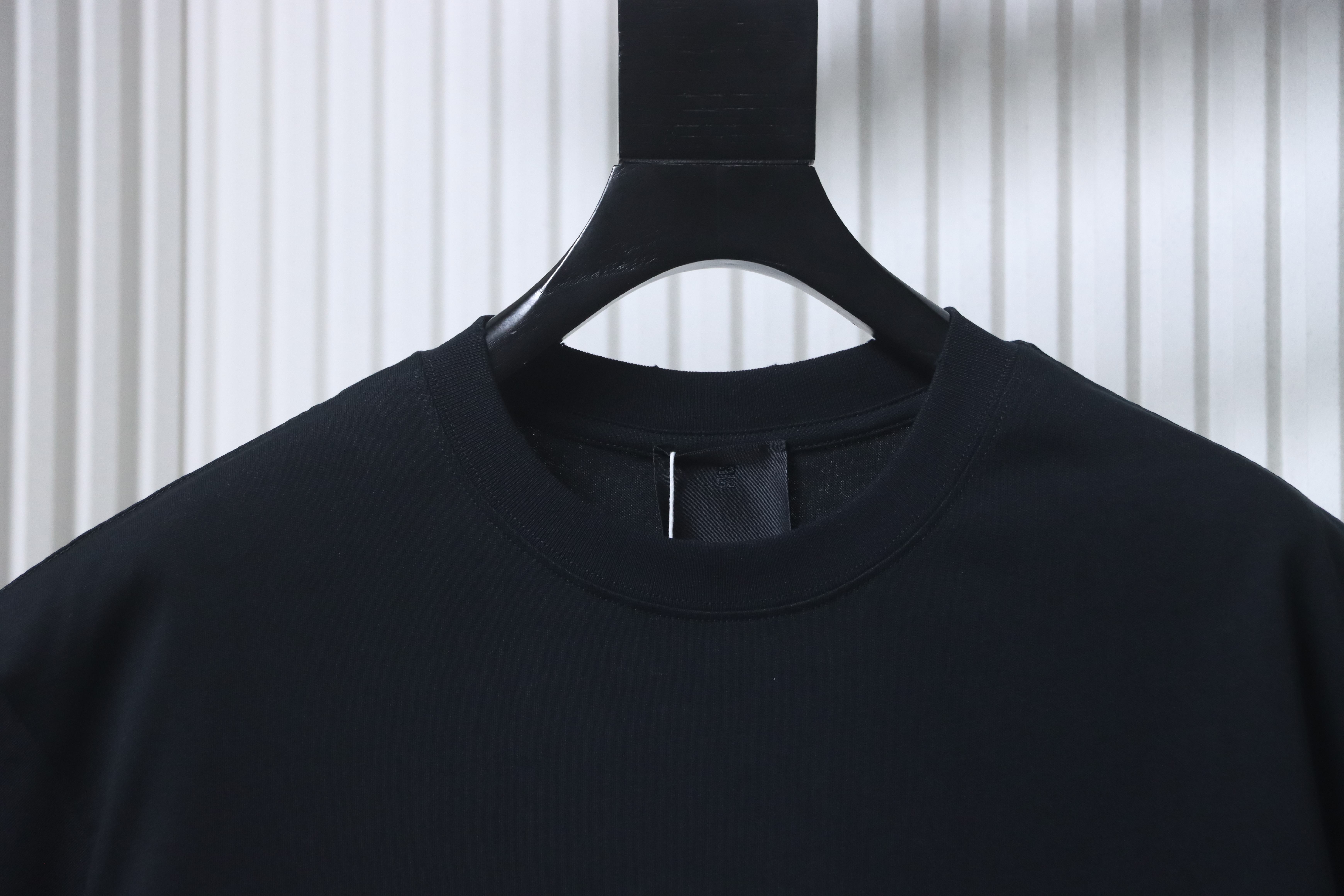  Givenchy Logo Print T-Shirt-DC2