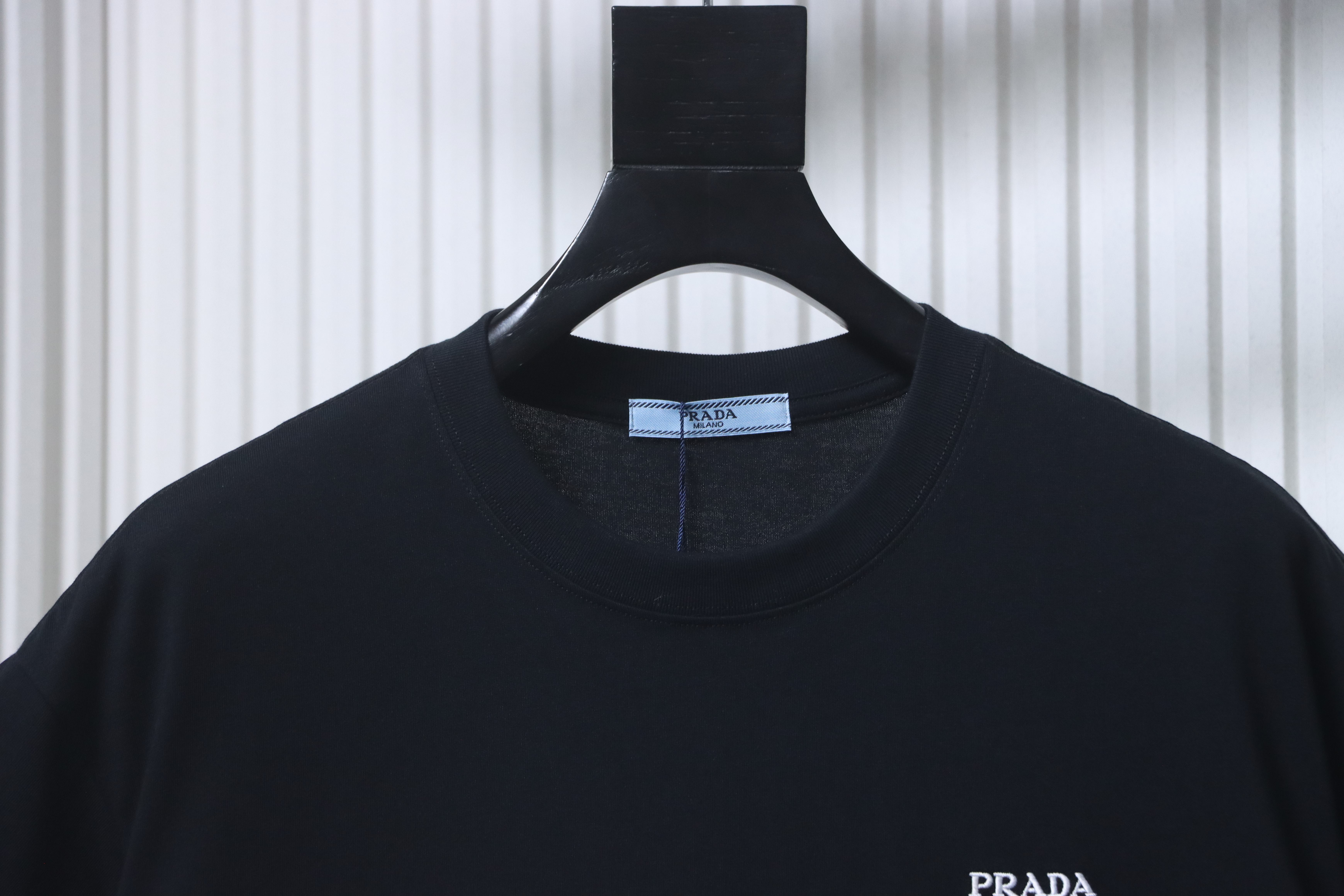  Prada Logo T-Shirt-DC2