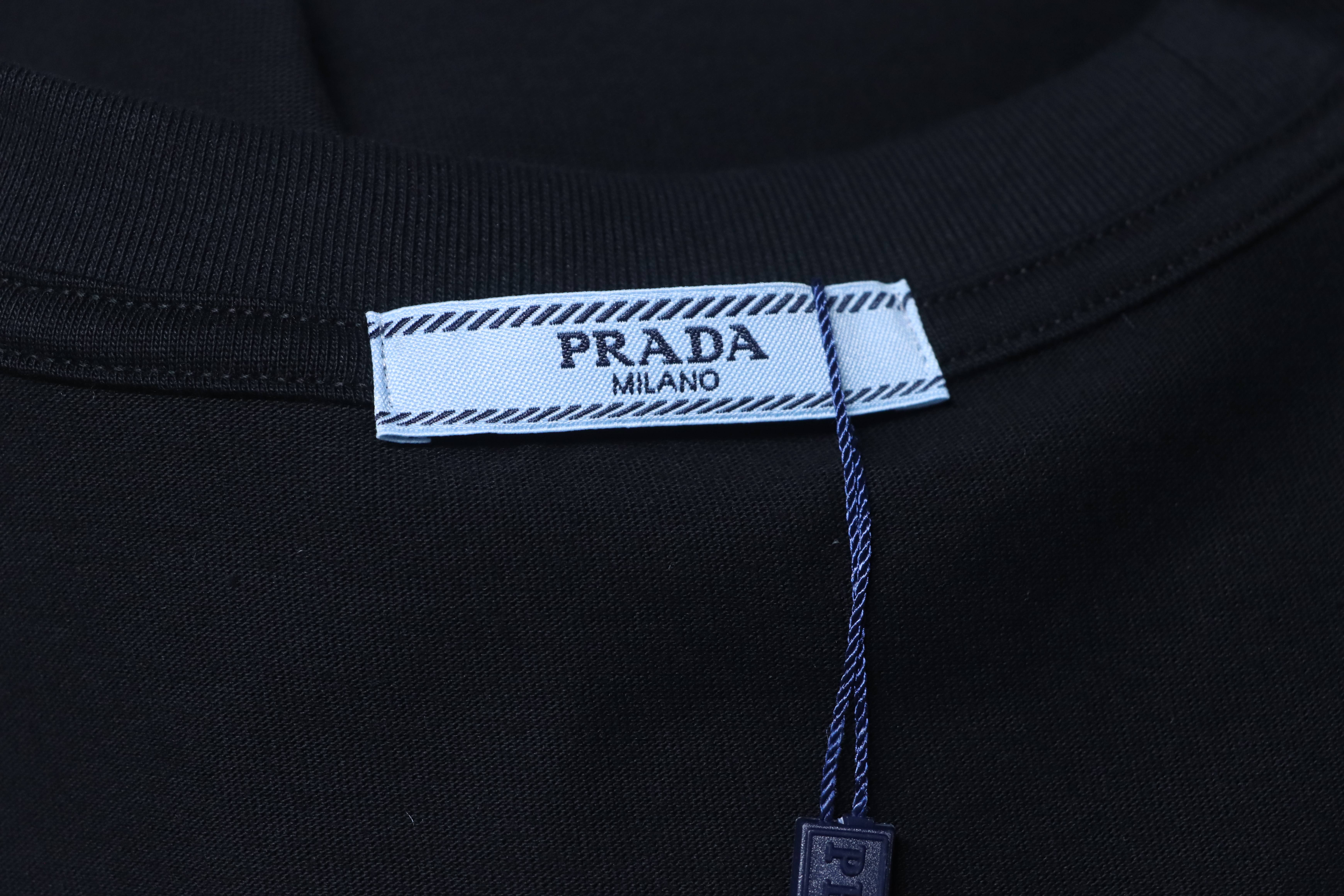  Prada Logo T-Shirt-DC2