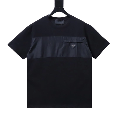  Prada Pocket Appliqué T-Shirt-DC2 01