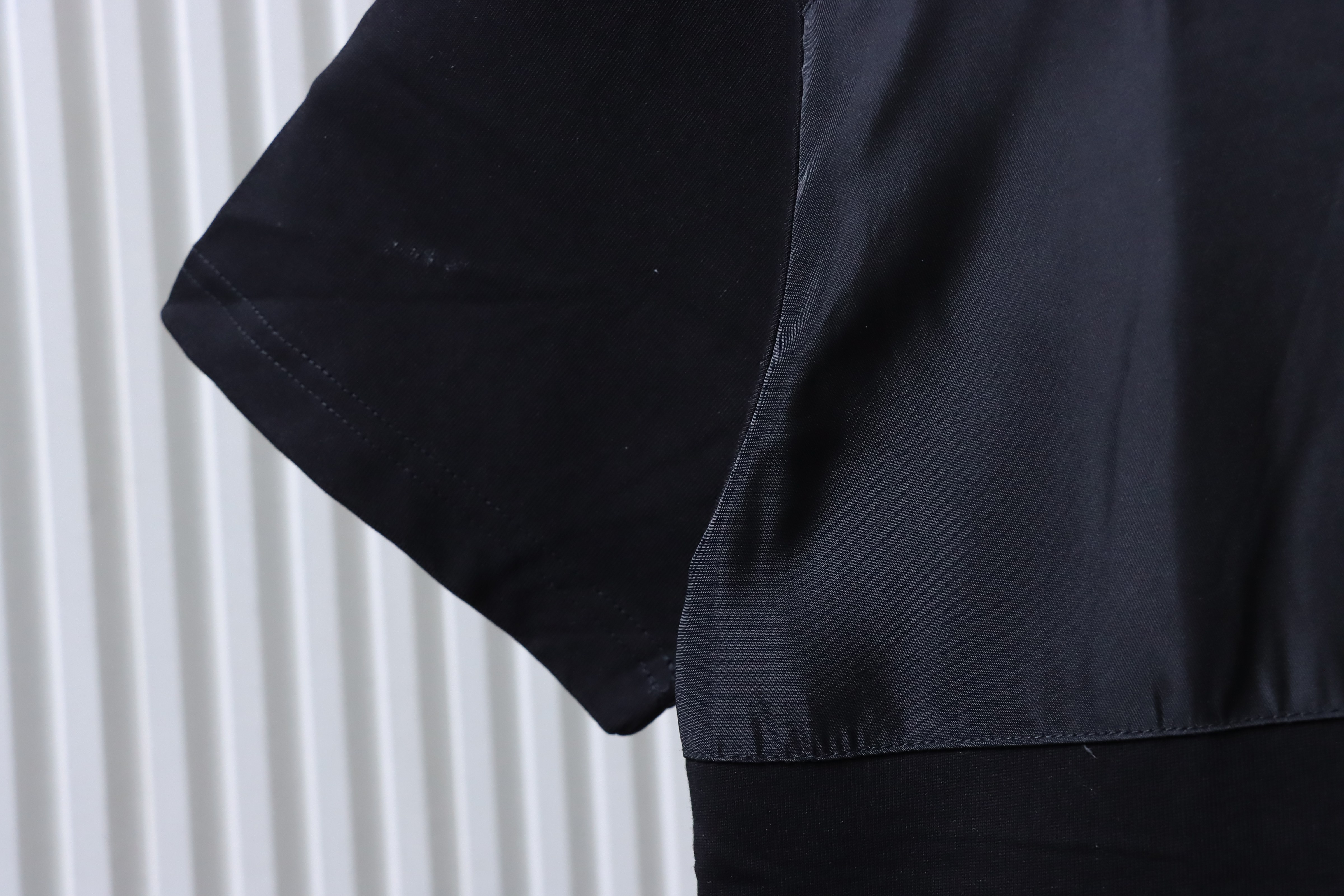  Prada Pocket Appliqué T-Shirt-DC2