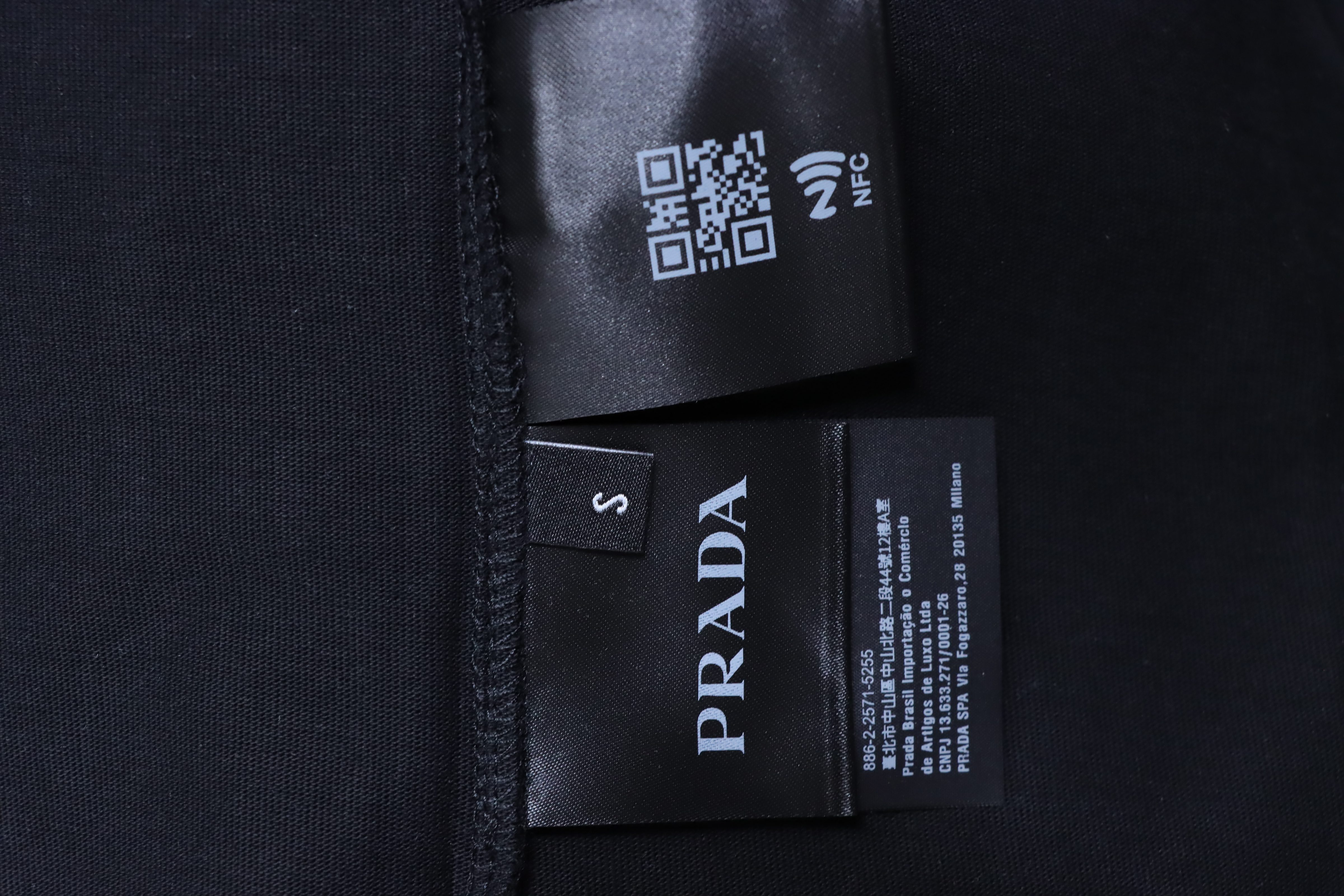  Prada Pocket Black T-Shirt-DC2