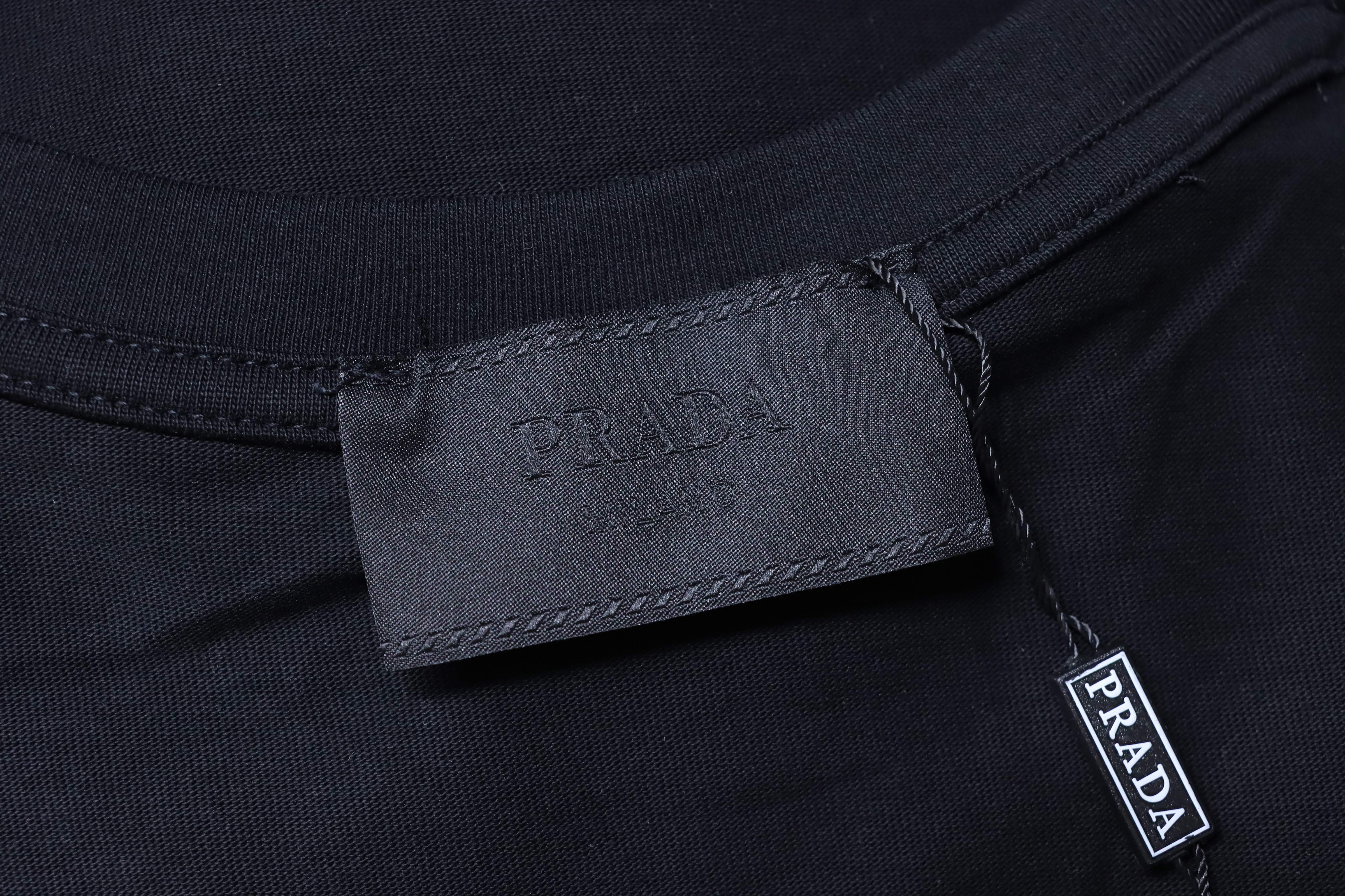  Prada Pocket Black T-Shirt-DC2