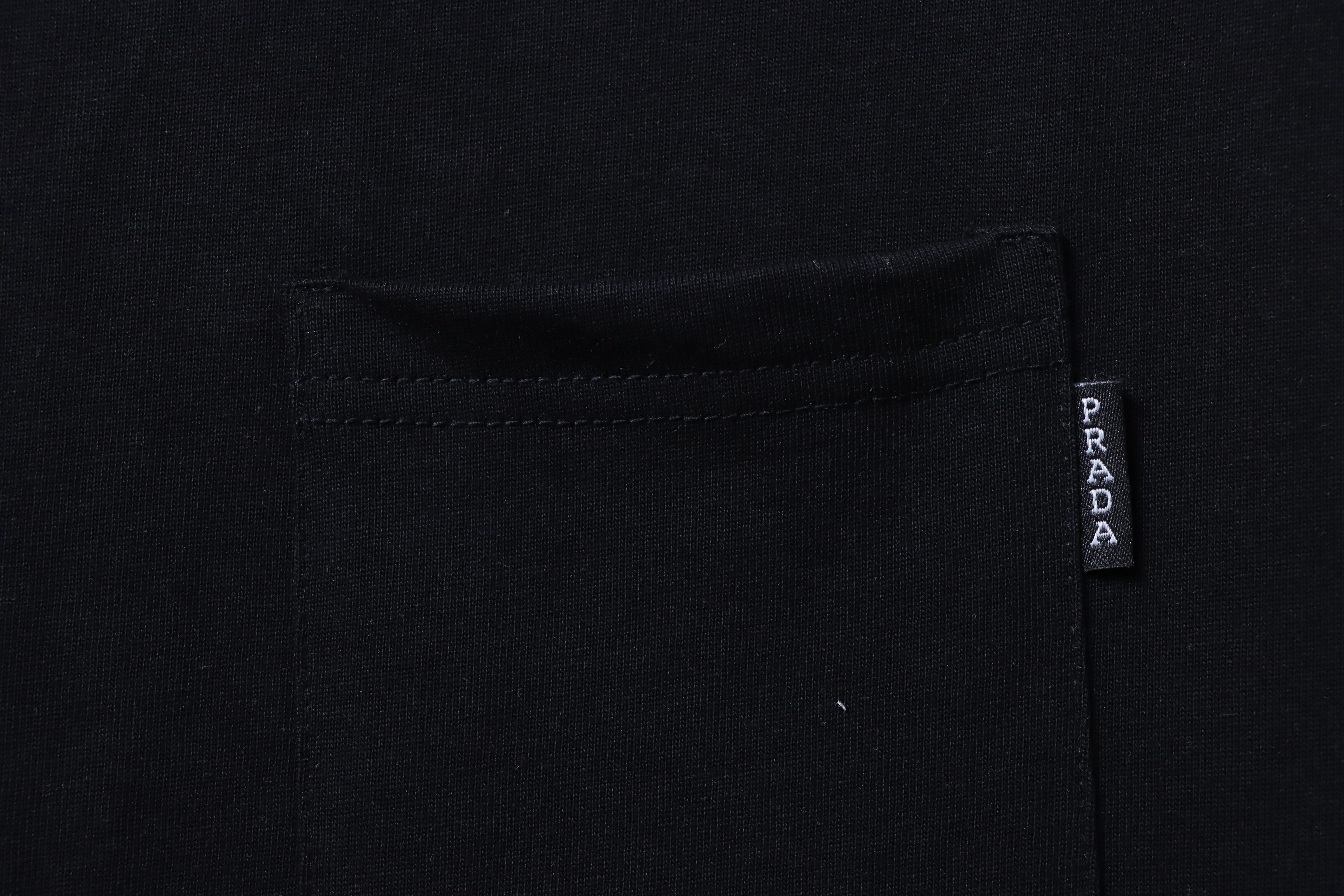  Prada Pocket T-Shirt-DC2